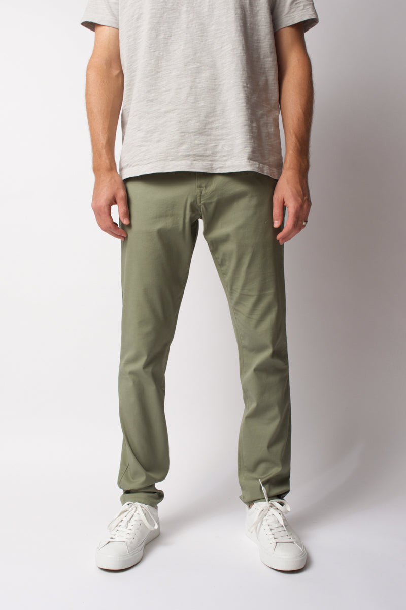 FRAME L'Homme Slim Jean in Deep Army