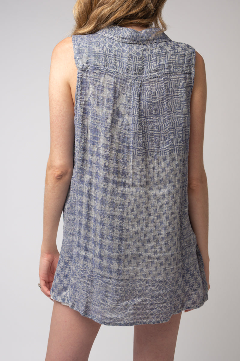 LA BOTTEGA DI BRUNELLA Canotta Valanza Linen Button Down Top in Blu Naturale