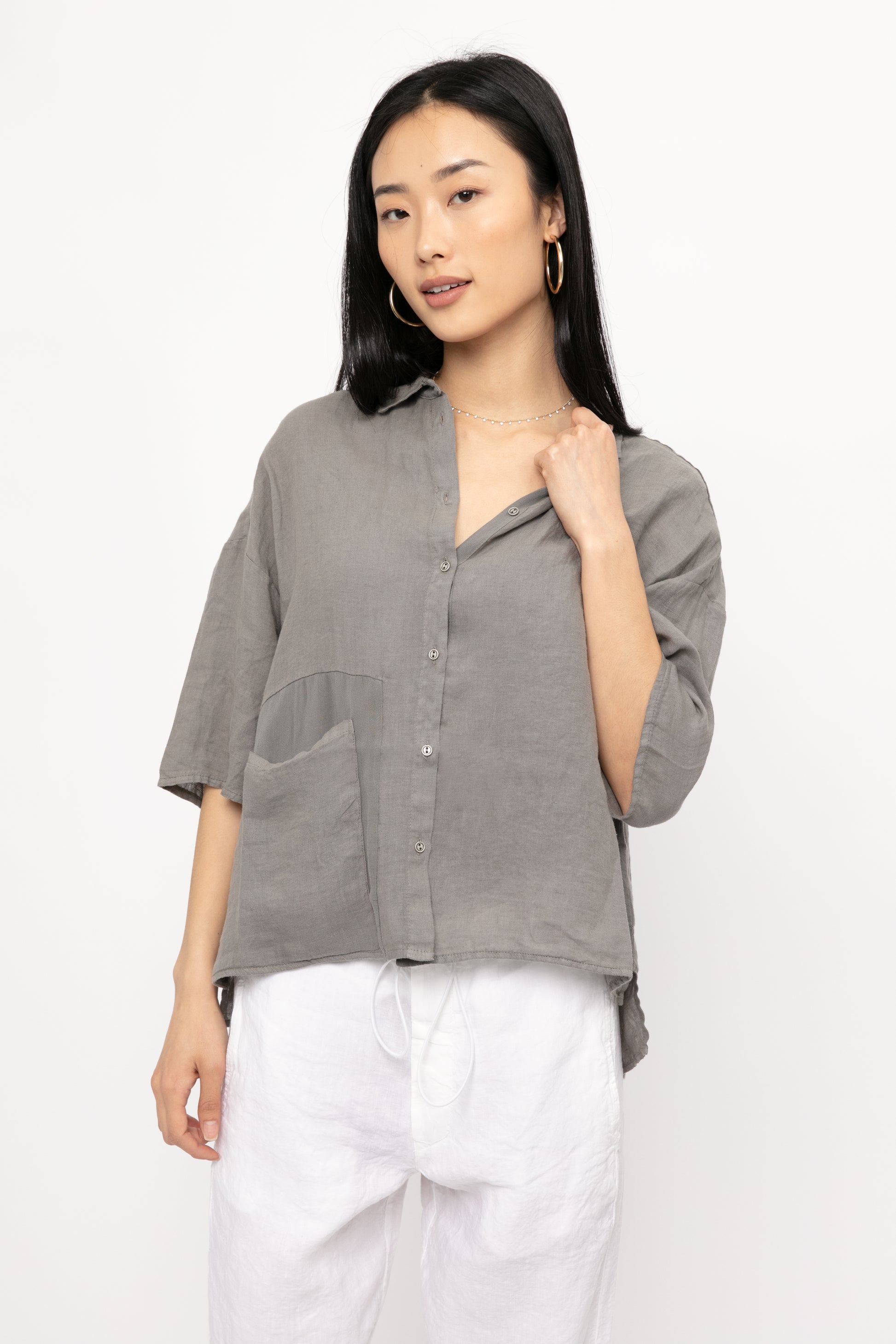 TRANSIT Linen Button Down Shirt in Grey