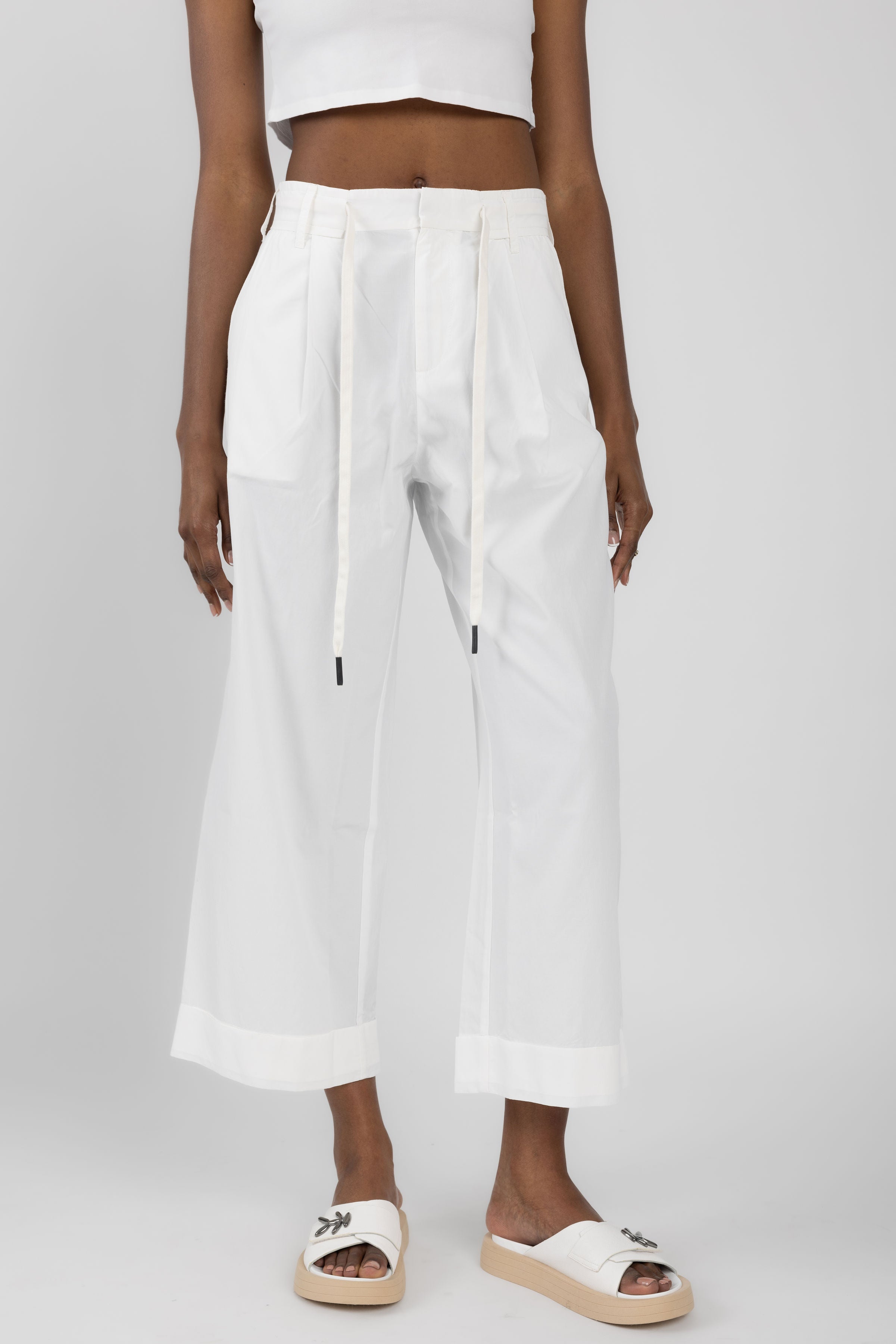 Cropped Pant in White