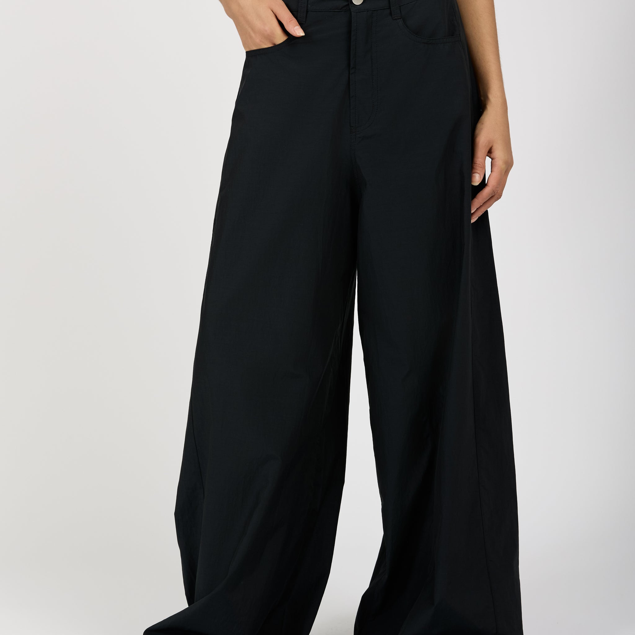 ANDREA YA'AQOV Super Wide Leg Pant in Nero