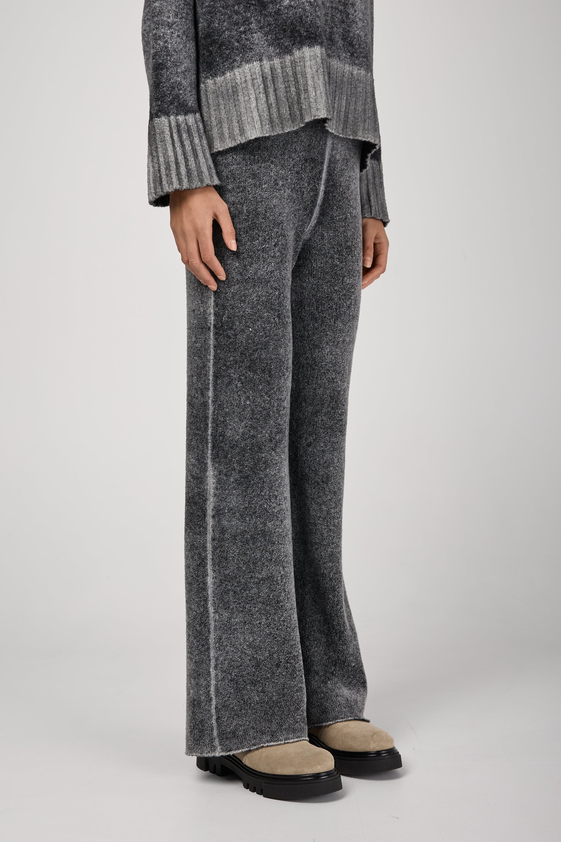 AVANT TOI Hand Painted Minibouclé Wide Leg Pant in Husky