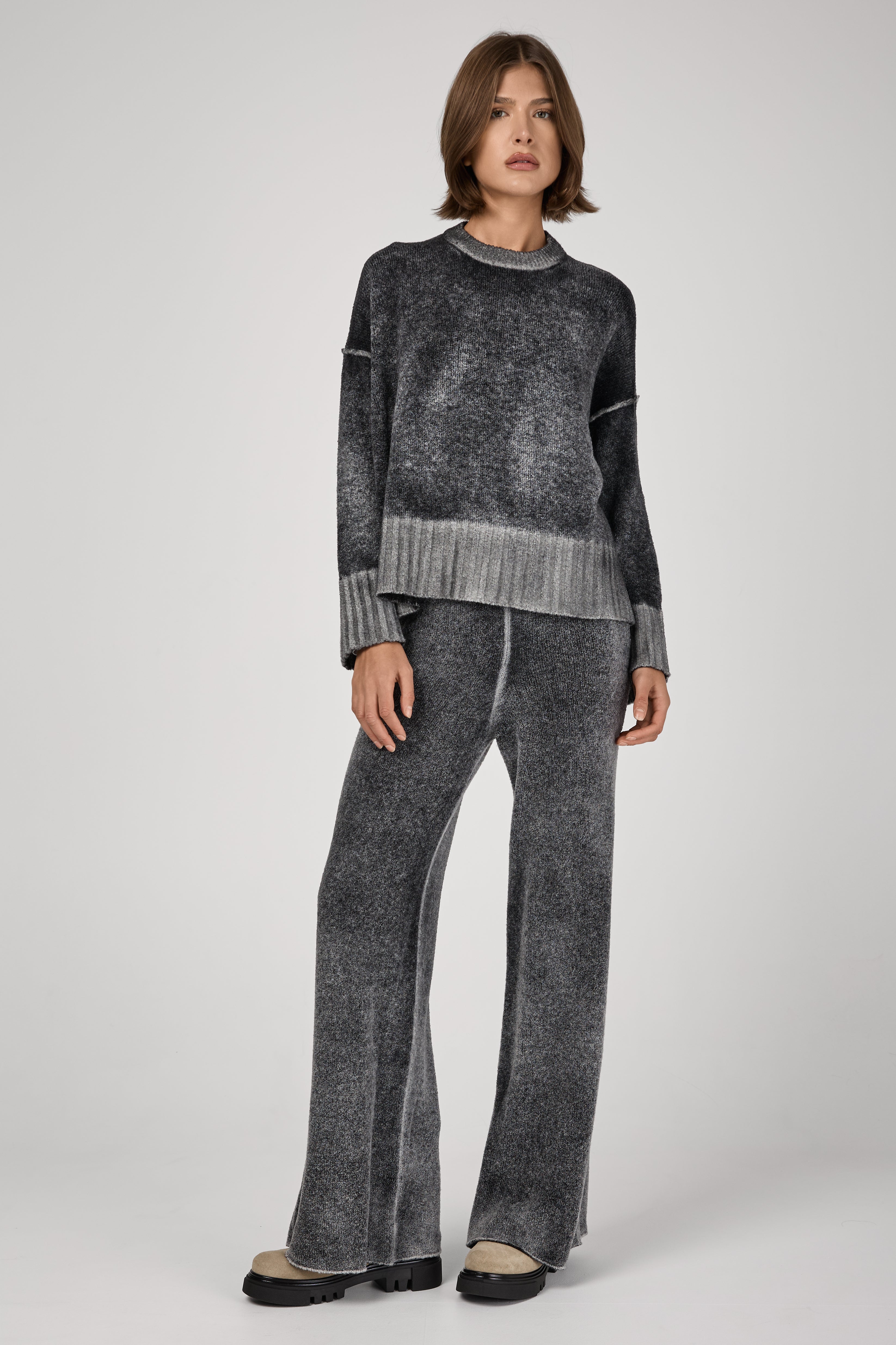 Hand Painted Miniboucle' Pullover in Husky