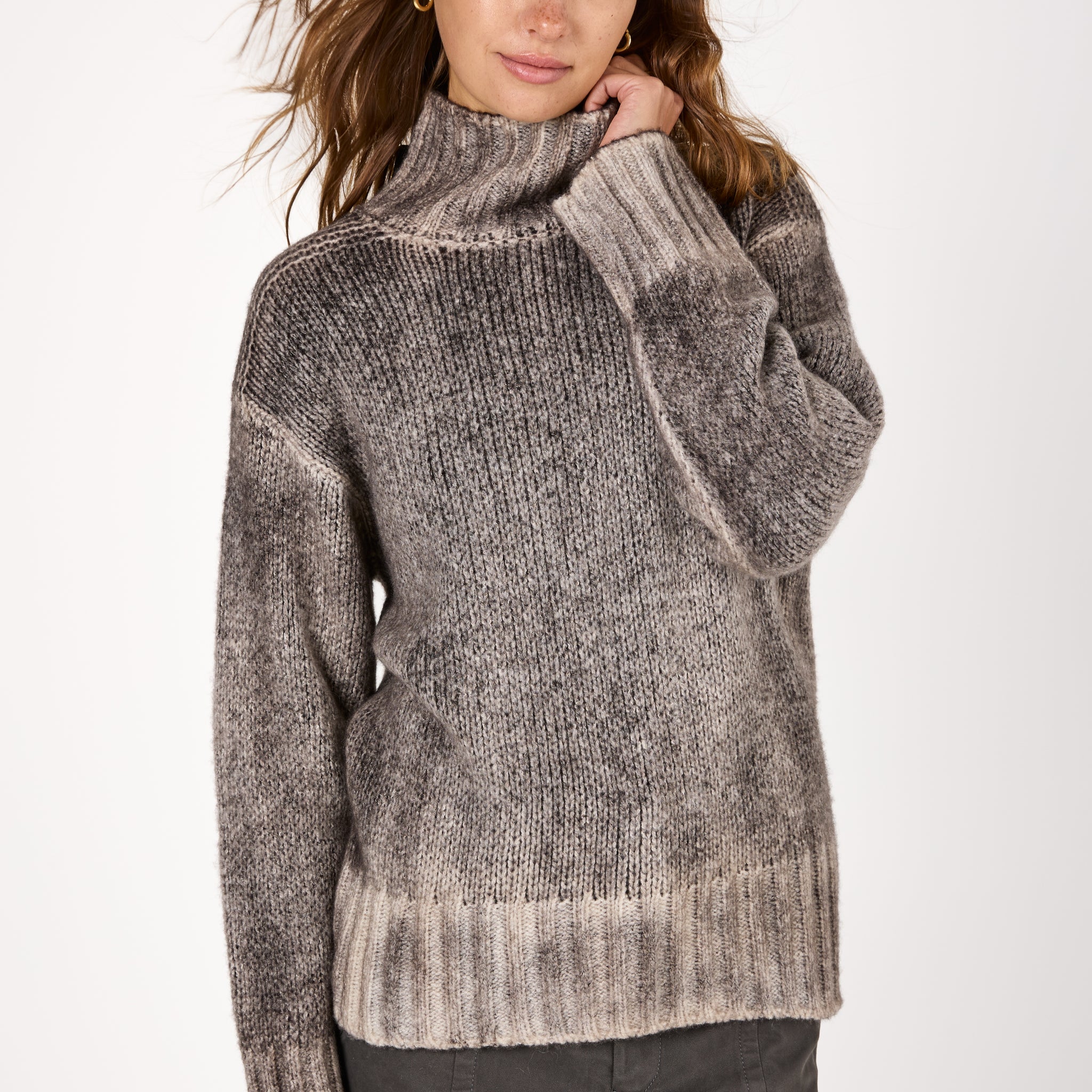 High Neck Pullover in Carruba