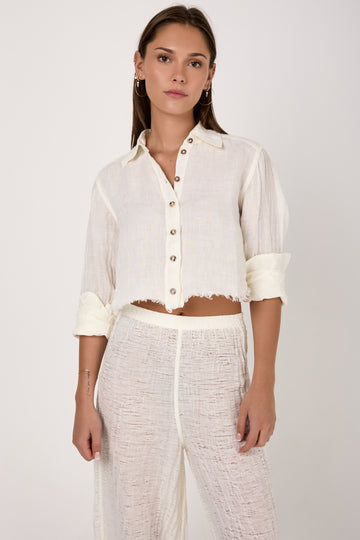 Top Valè Battista Linen Cropped Shirt in Latte
