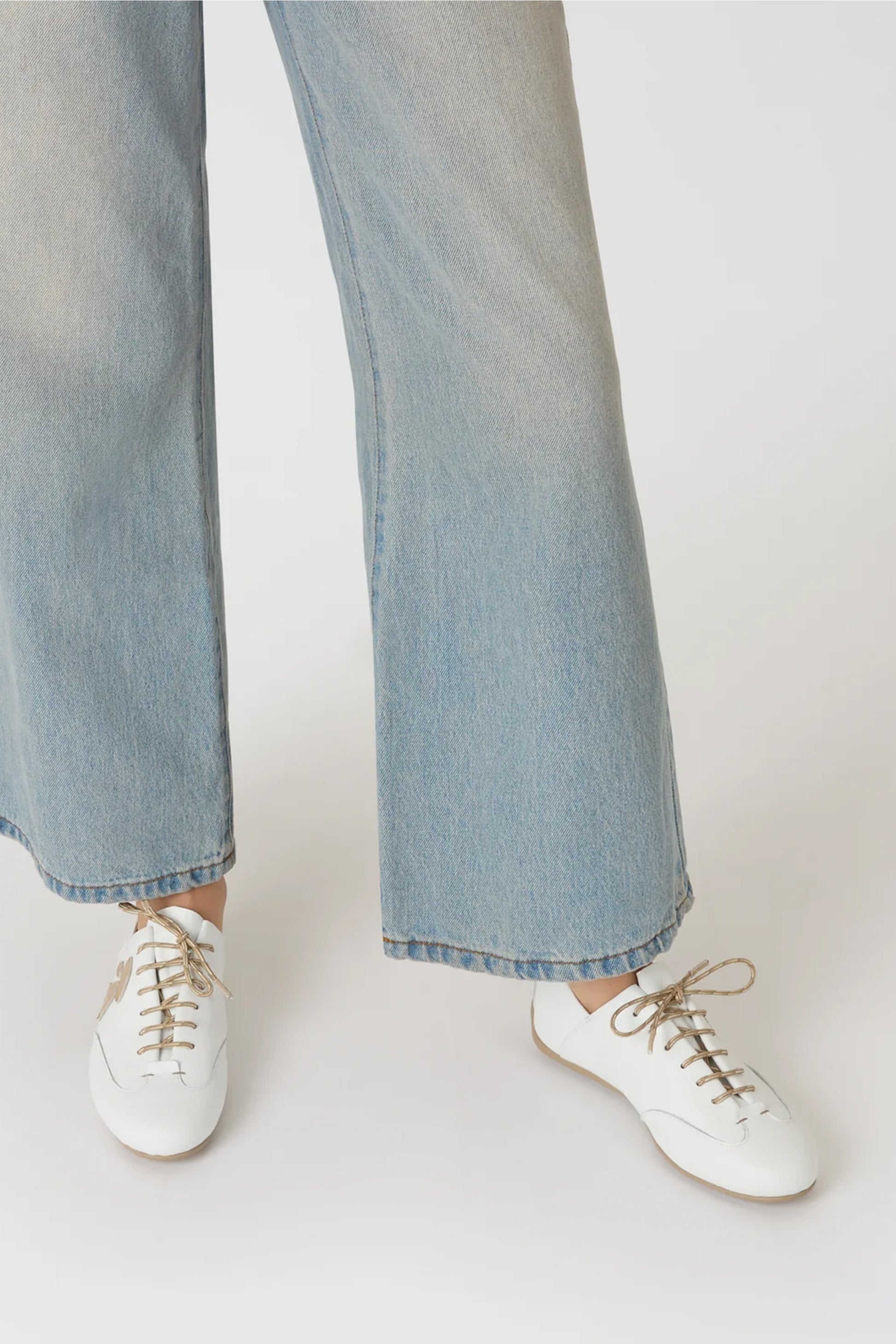 HENRY BEGUELIN Bovine Mousse Leather City Sneaker in Bianco