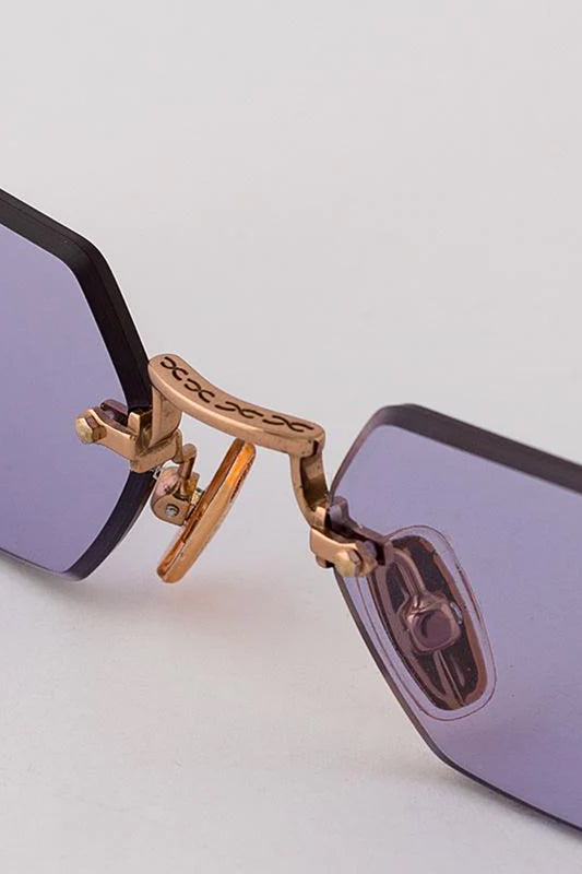 EYEPETIZER Tank Sunglasses in Rose Gold and Violet