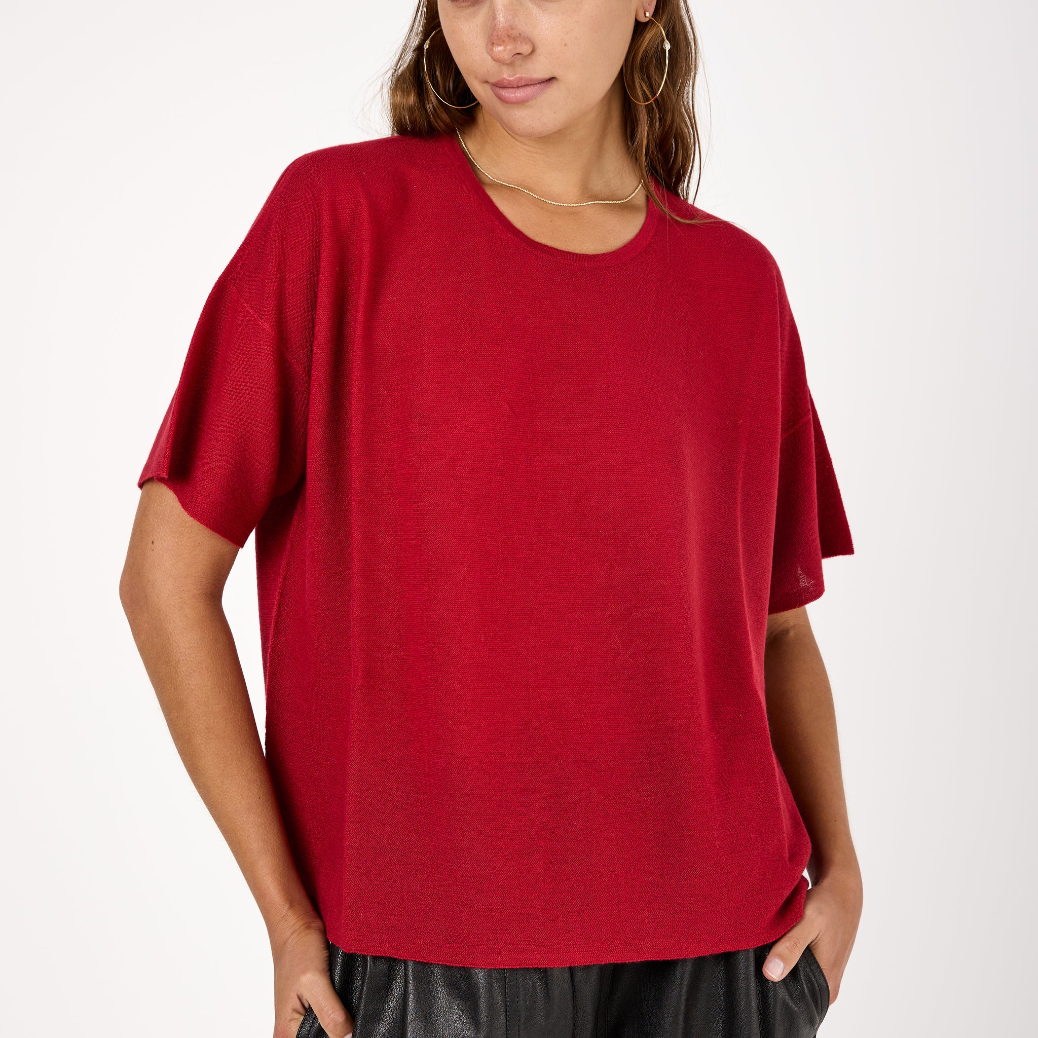 Cashmere Short Sleeve Knit Sweater in Rosso