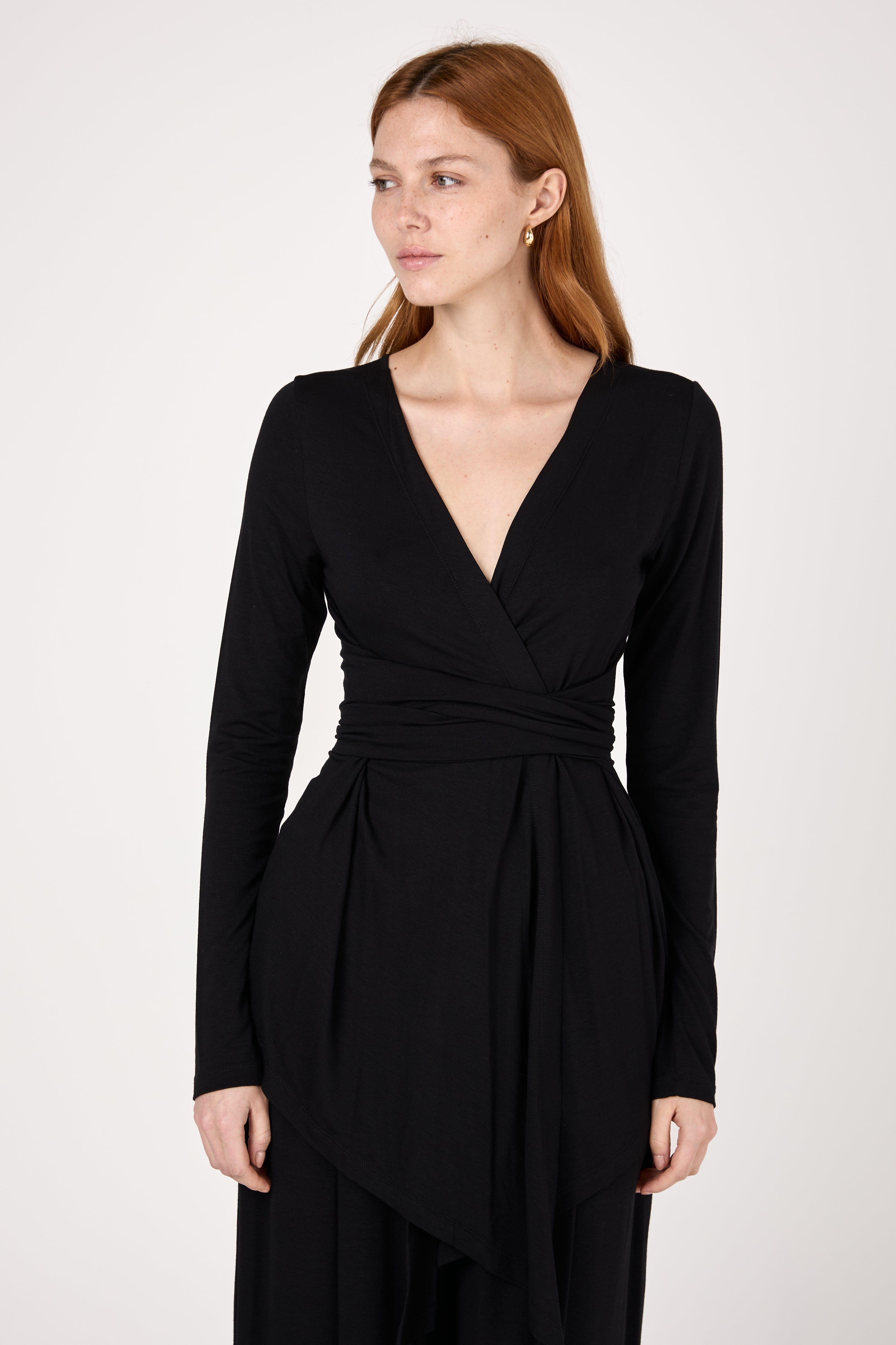 Long Sleeve Viscose Top in Nero