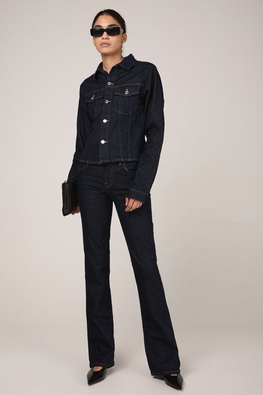 Chewy Flared Jean in Normal Wash