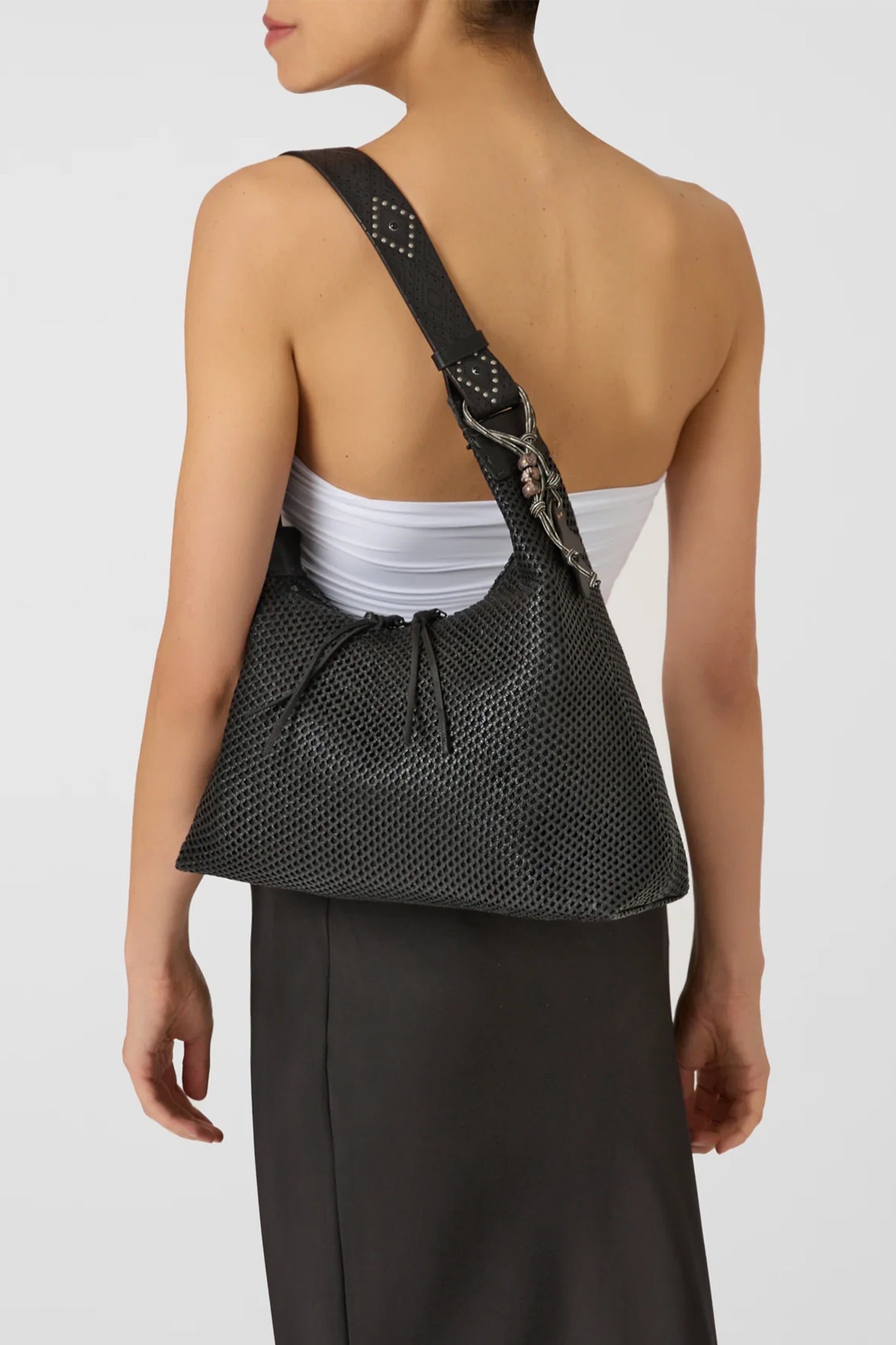 HENRY BEGUELIN Simphony Intreccio Washed Leather Bag in Nero