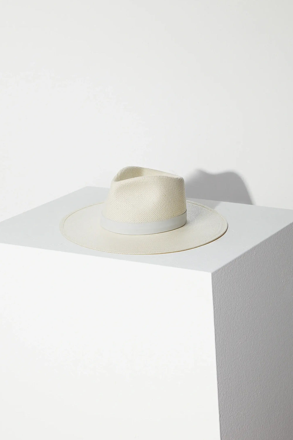 Zoe Fedora Hat in Bleach