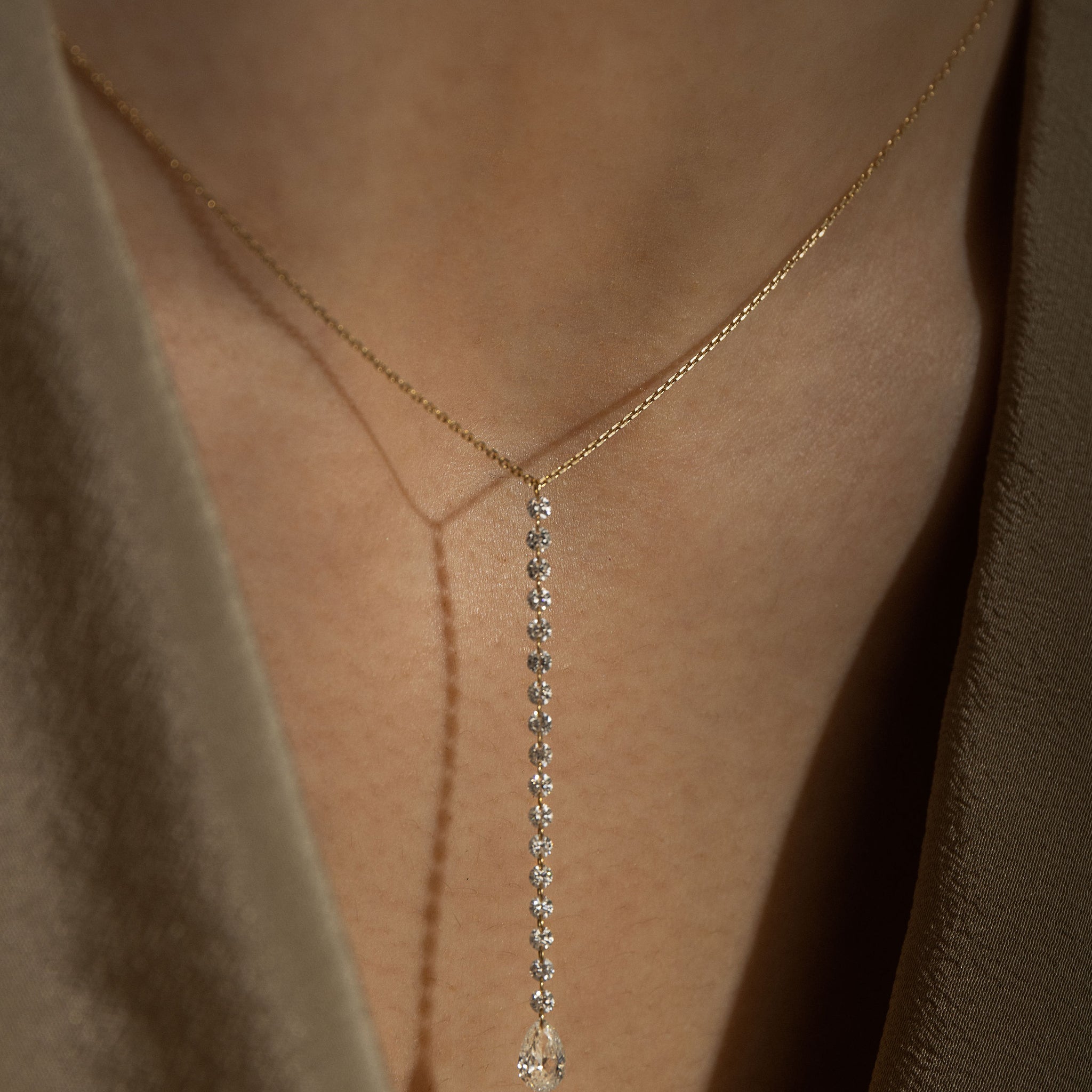 L.A. STEIN Celeste Lariat Necklace in 14k Yellow Gold