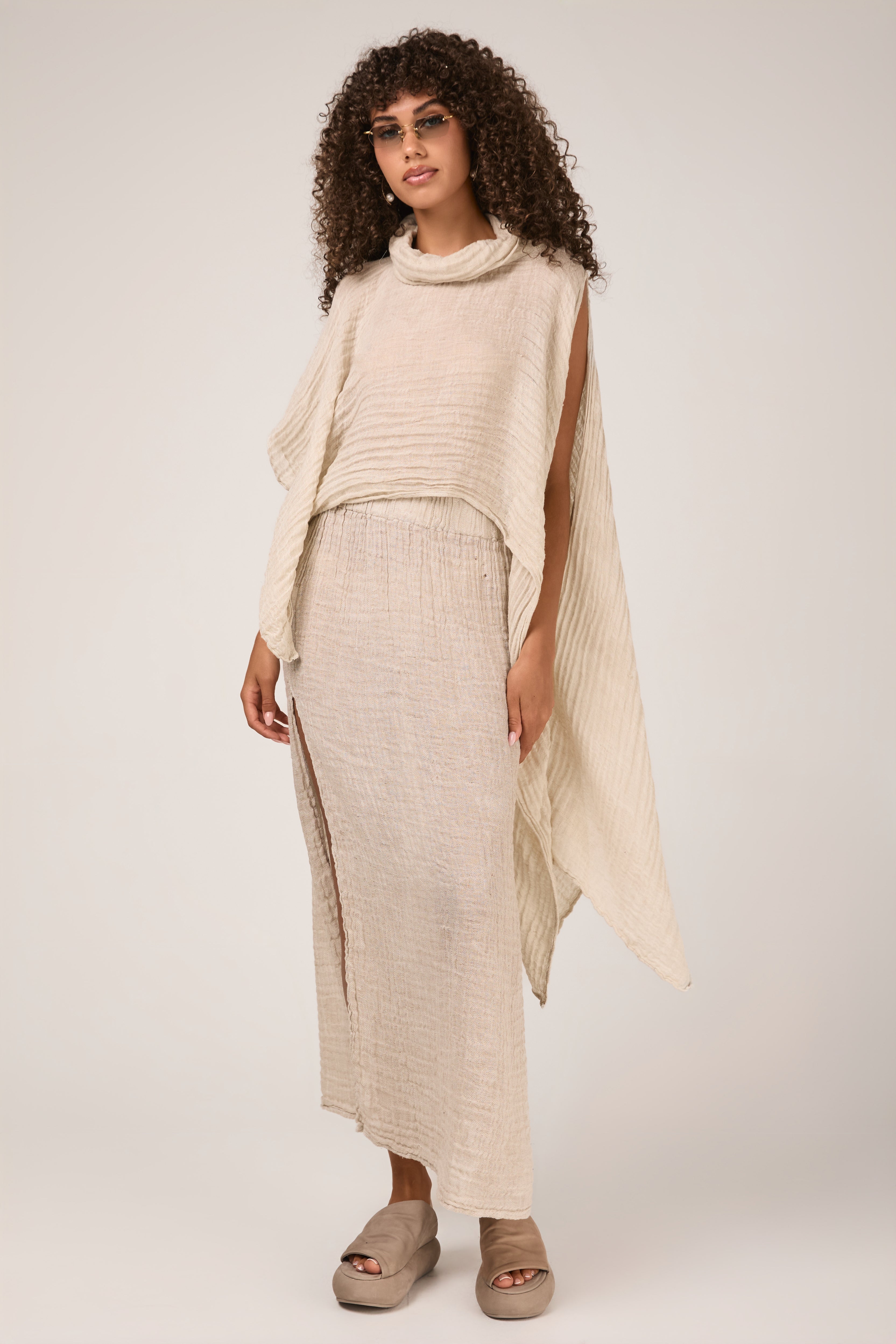 Cairo Linen Scriba Poncho in Naturale