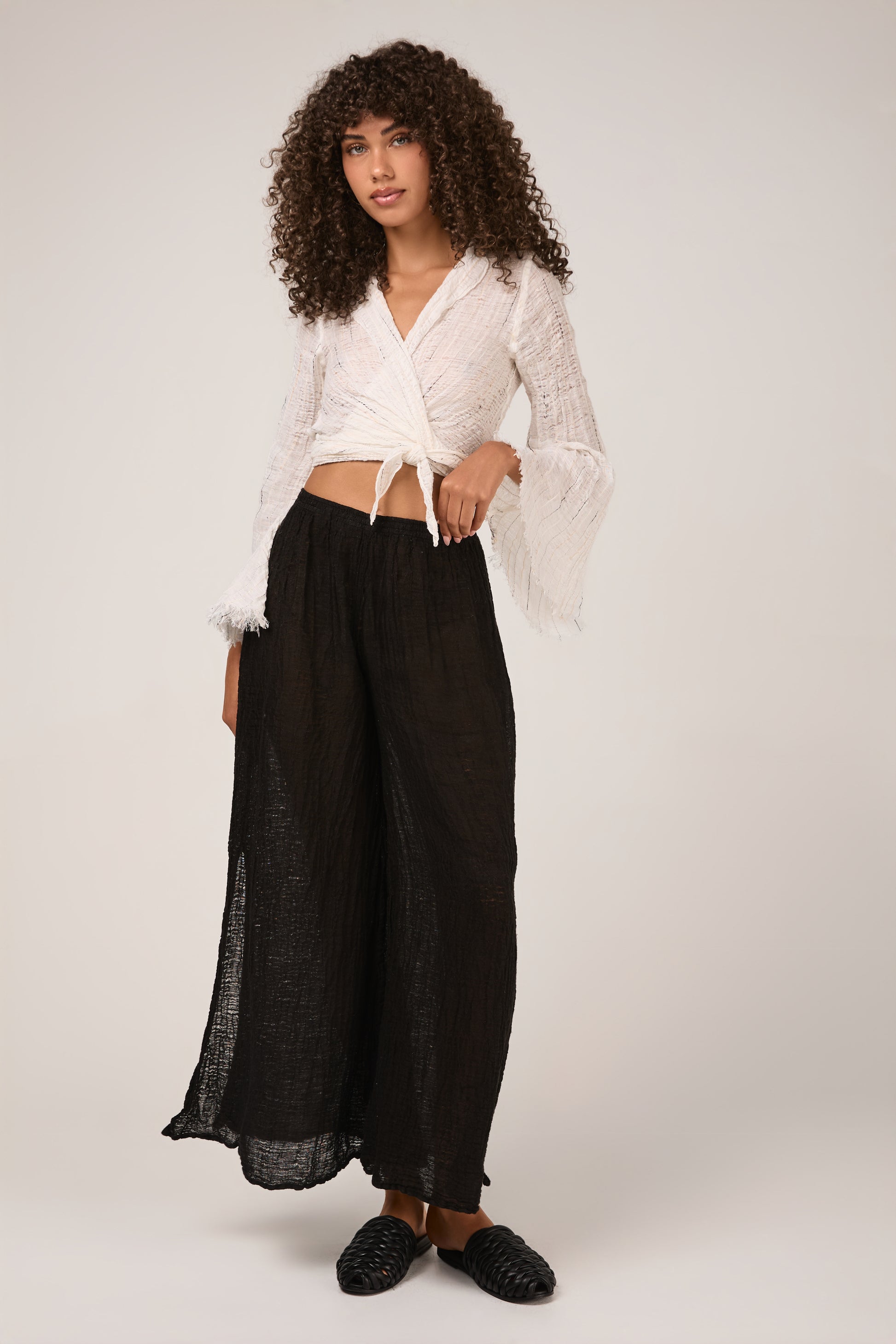 LA BOTTEGA DI BRUNELLA Garza Egitto Bolero Mango Top in Latte