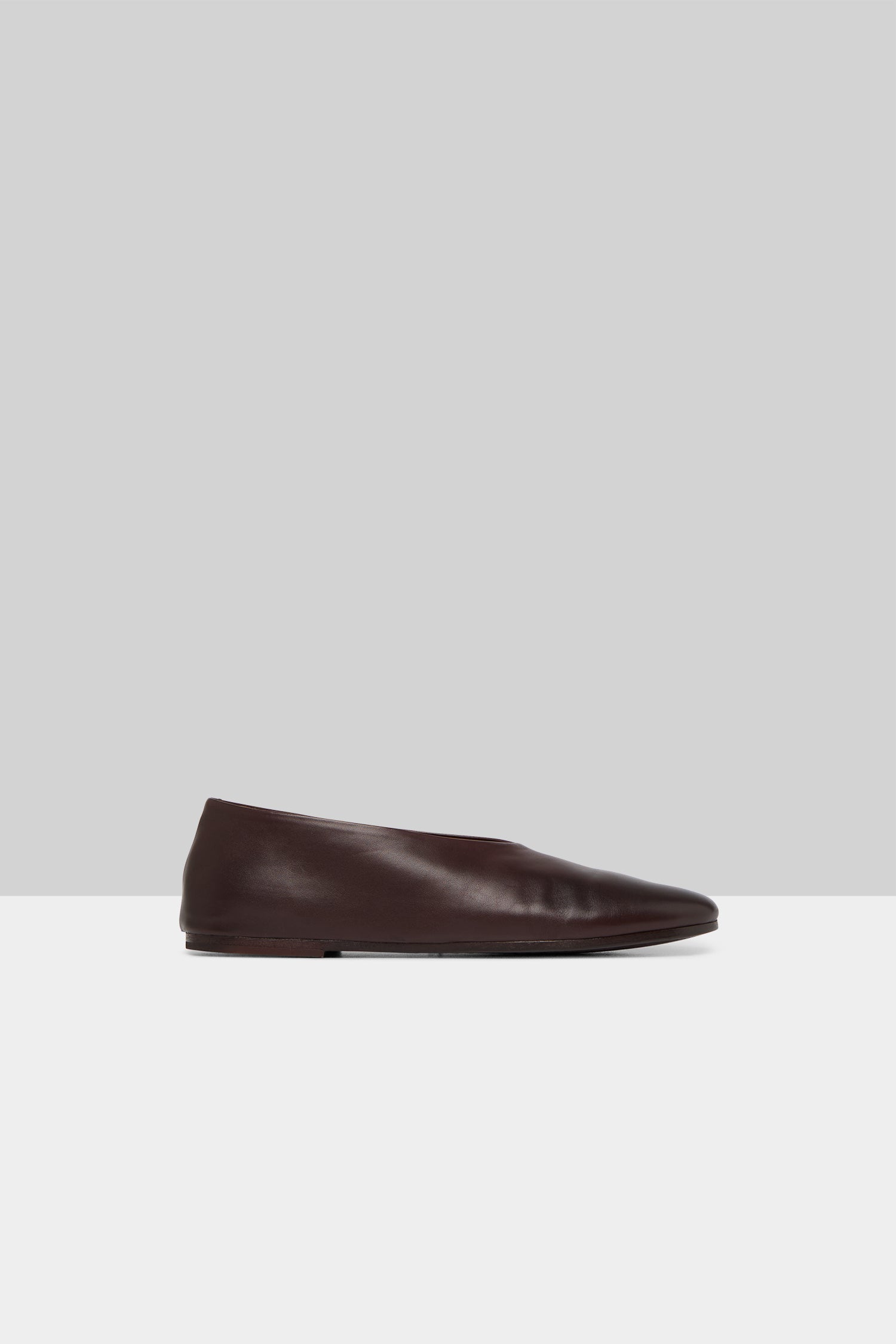 Coltellaccio Leather Ballerina Shoe in Chocowine