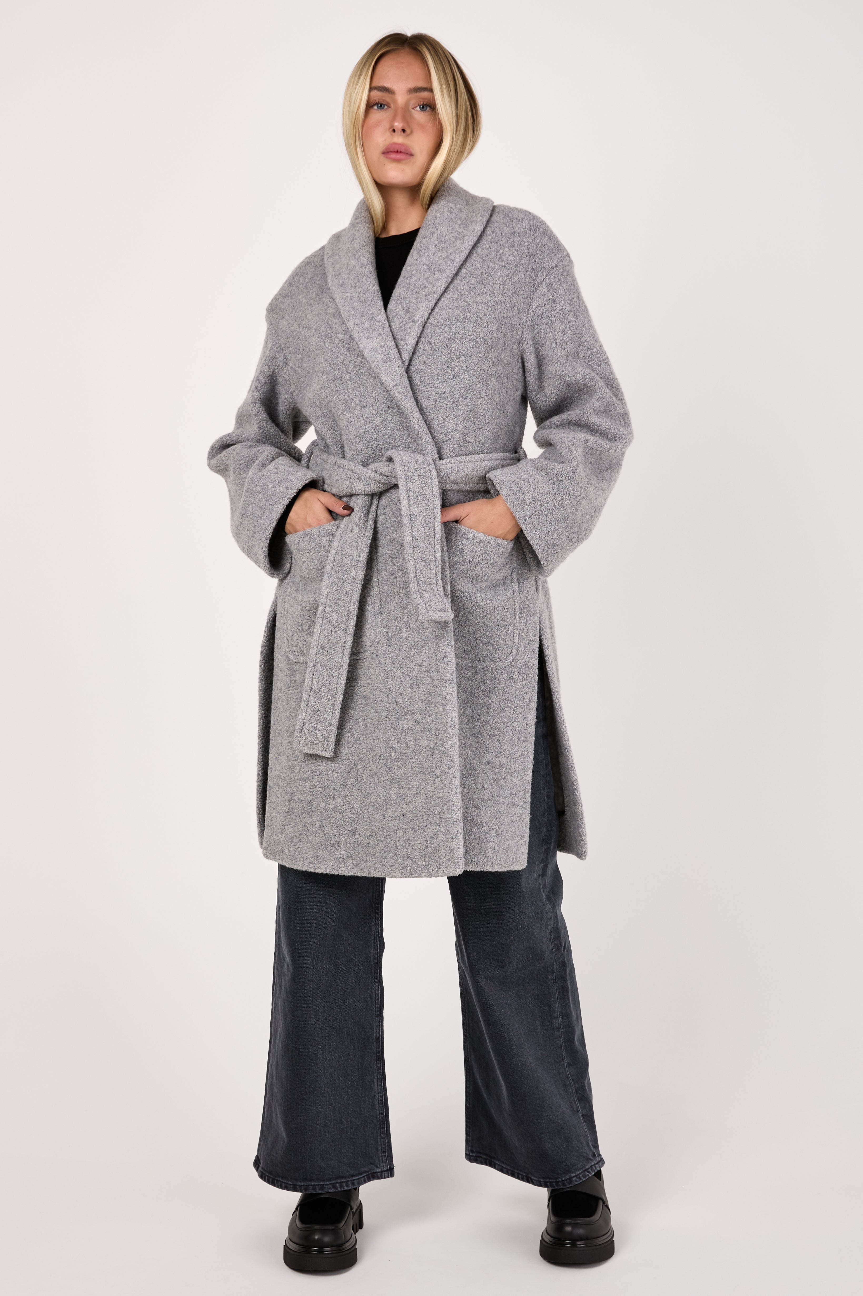 Dafne Wrap Coat in Light Grey