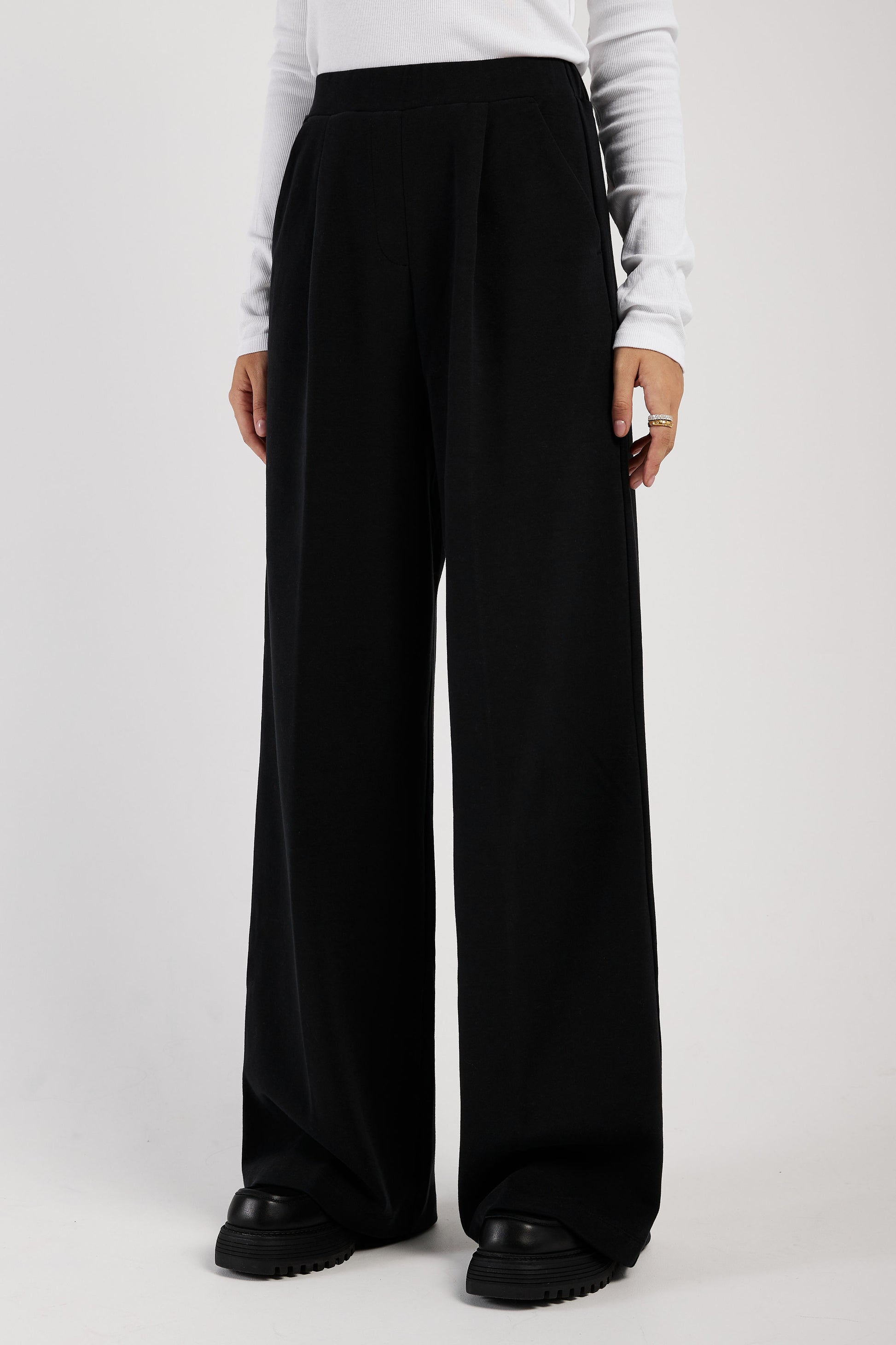 MAX MARA LEISURE Canter Jersey Pant in Black