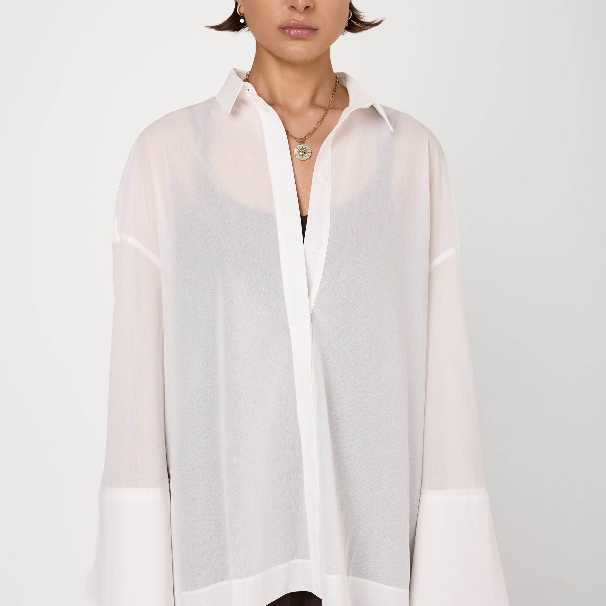 Sedan Button-Neck Shirt in White