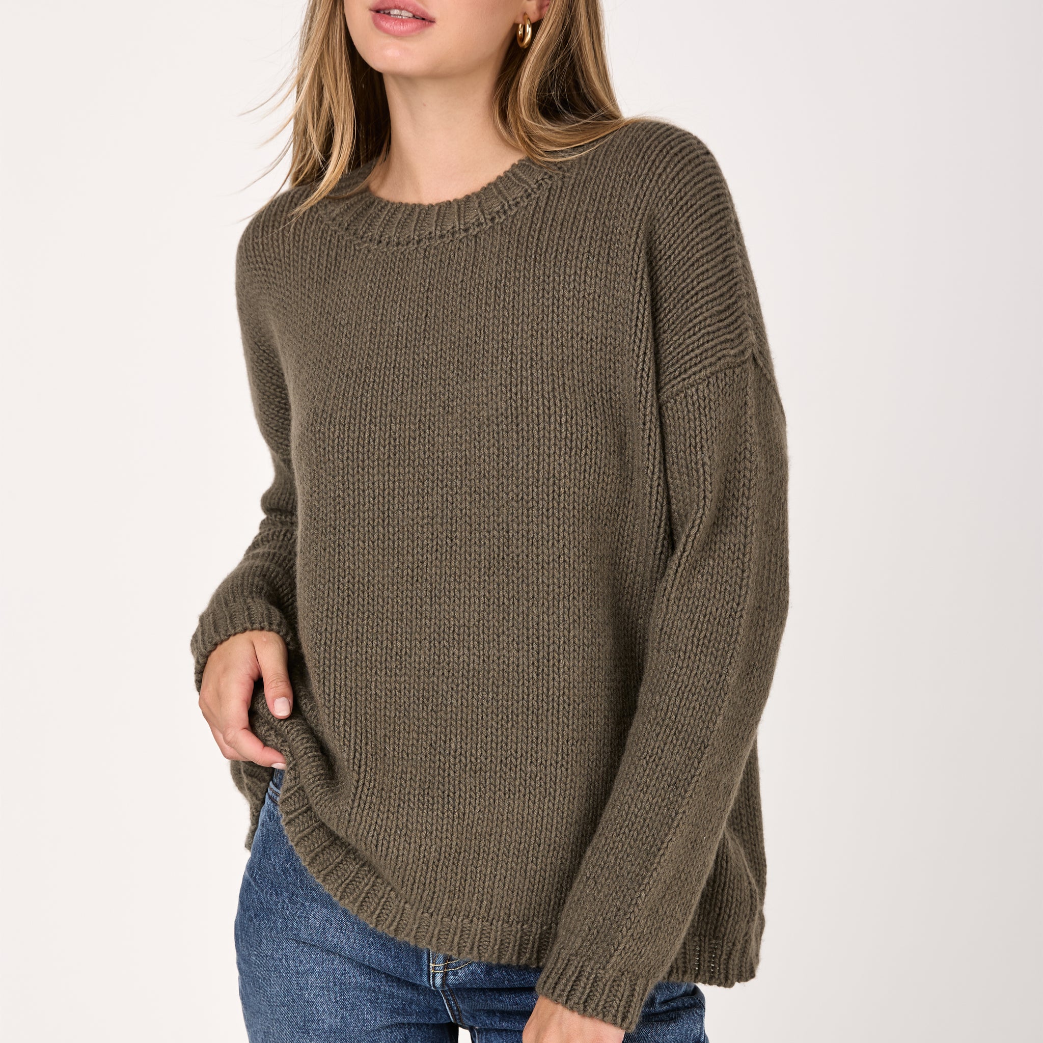 Cashmere Volume Pullover in Ollie