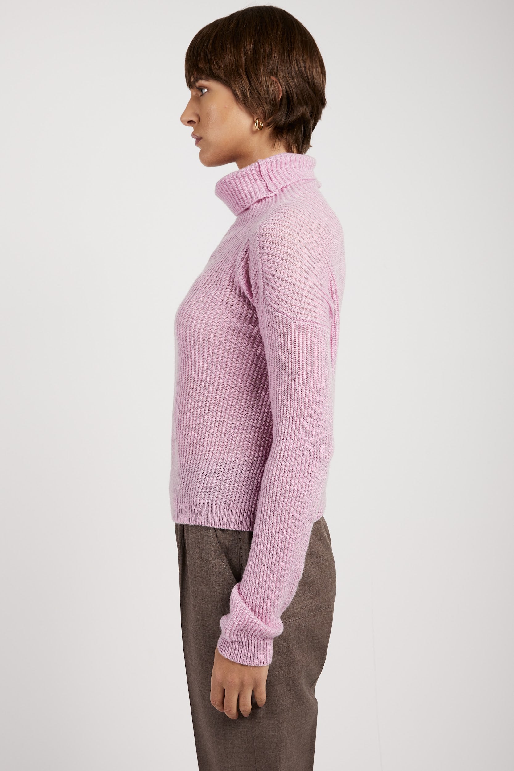 PRIVATE 0204 Light Cashmere Turtleneck Sweater in Rose
