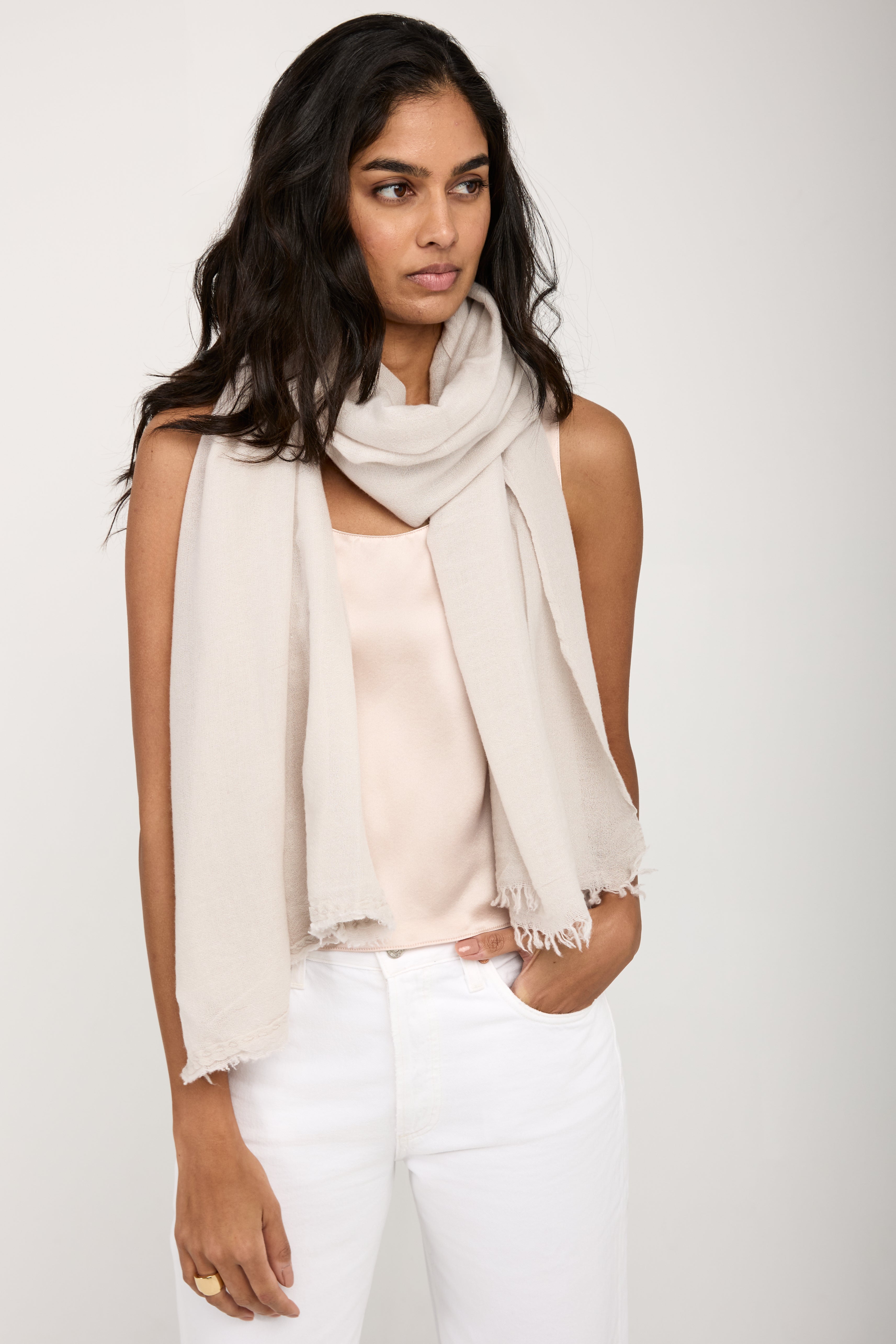 Net Cashmere Scarf in Sable