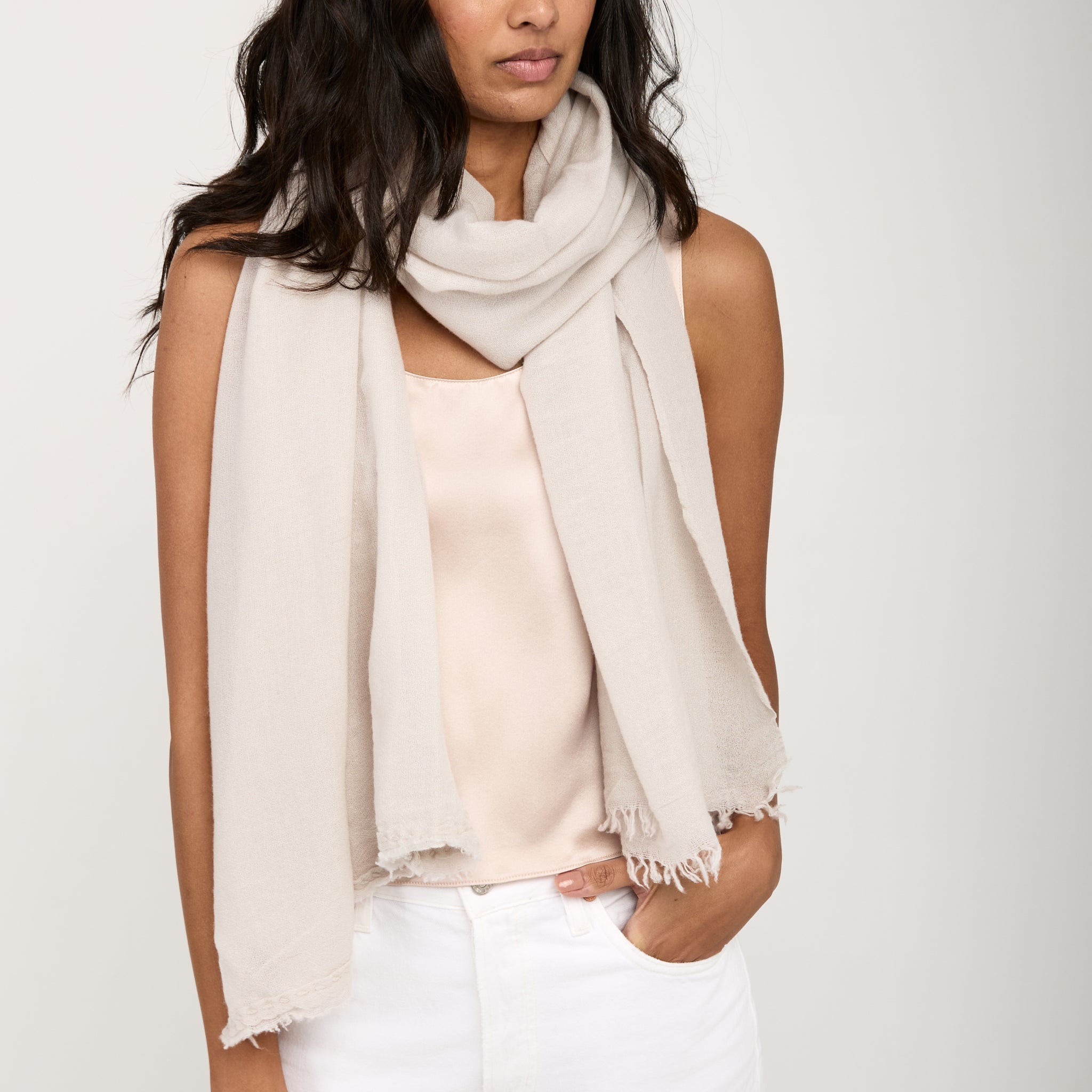 PRIVATE 0204 Net Cashmere Scarf in Sable