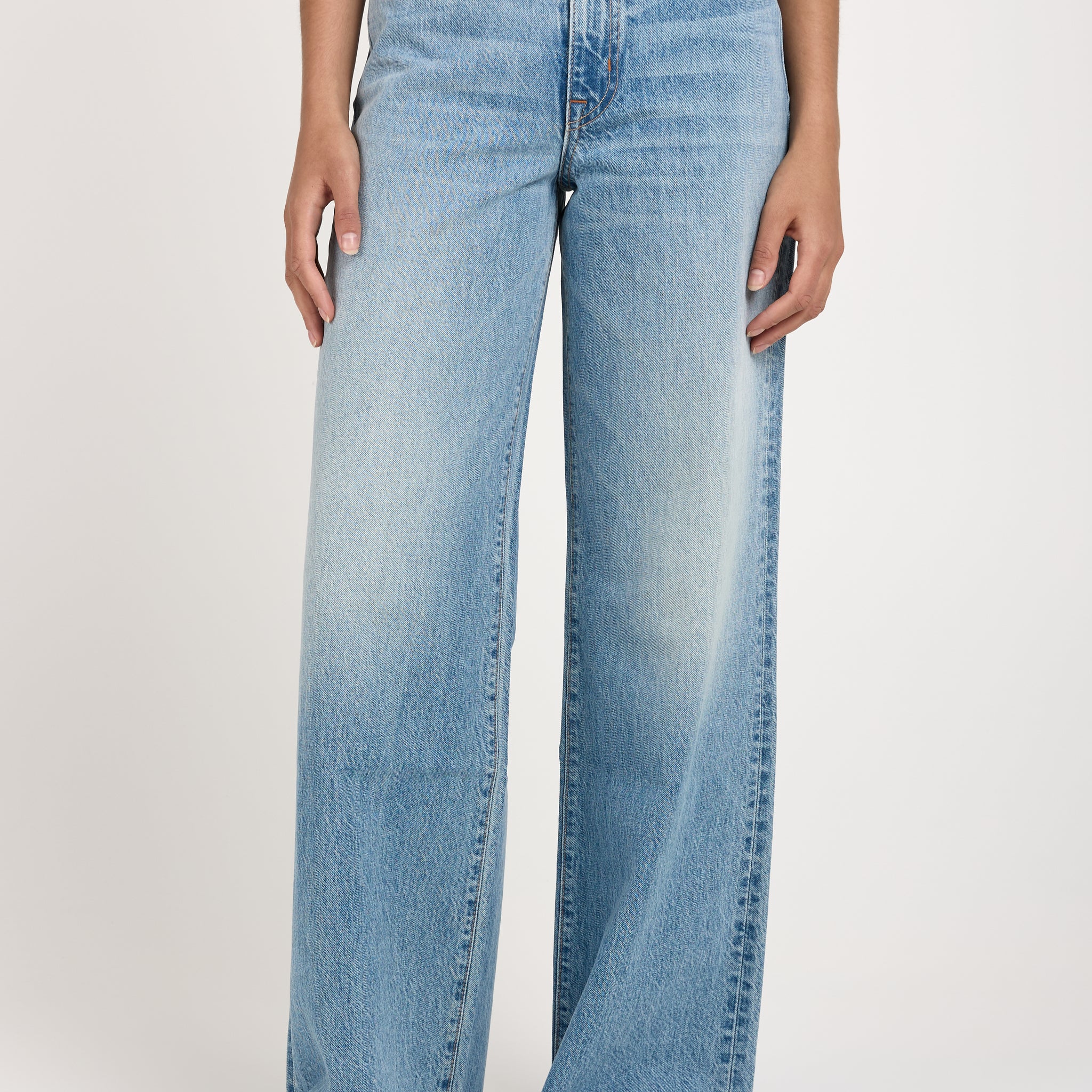 Eva Super Wide Leg Jean in Hard to Find