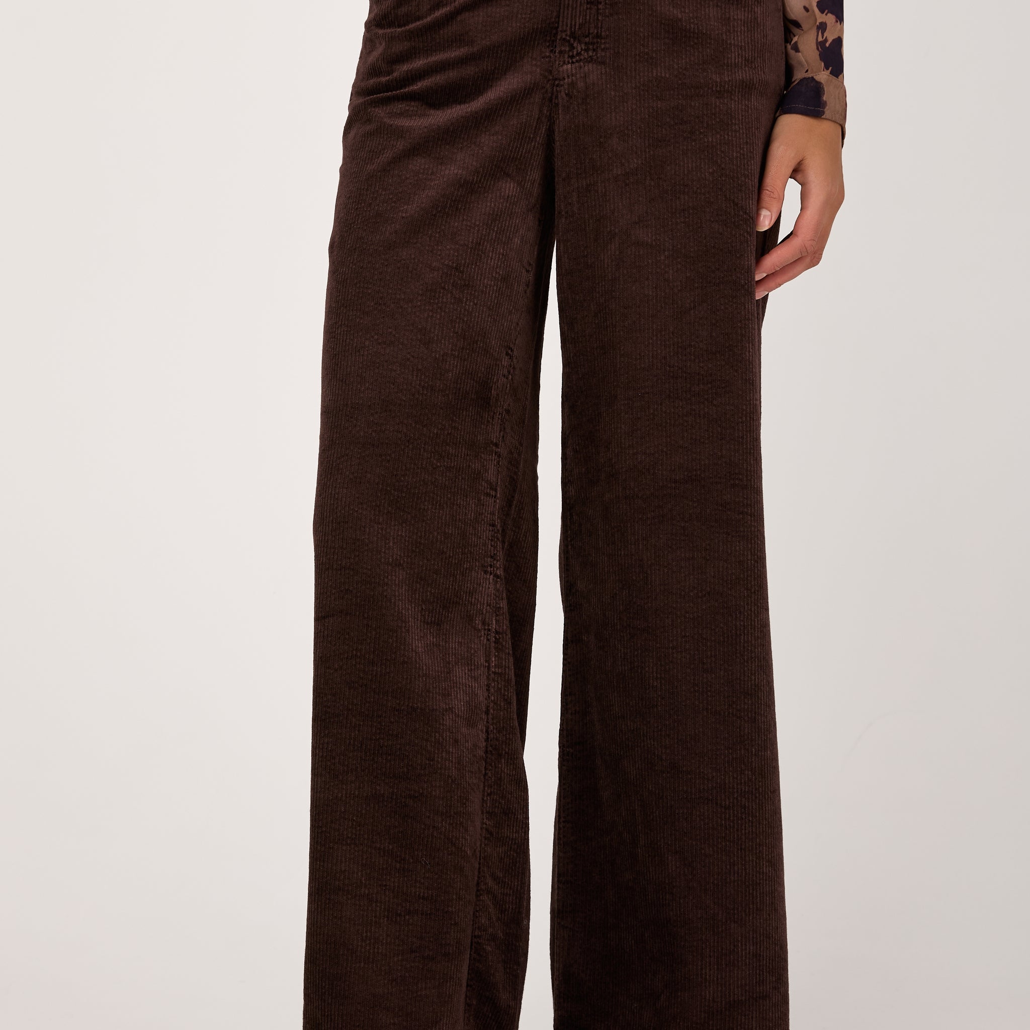 Cotton Viscose Corduroy Wide Leg Pant in Merlot