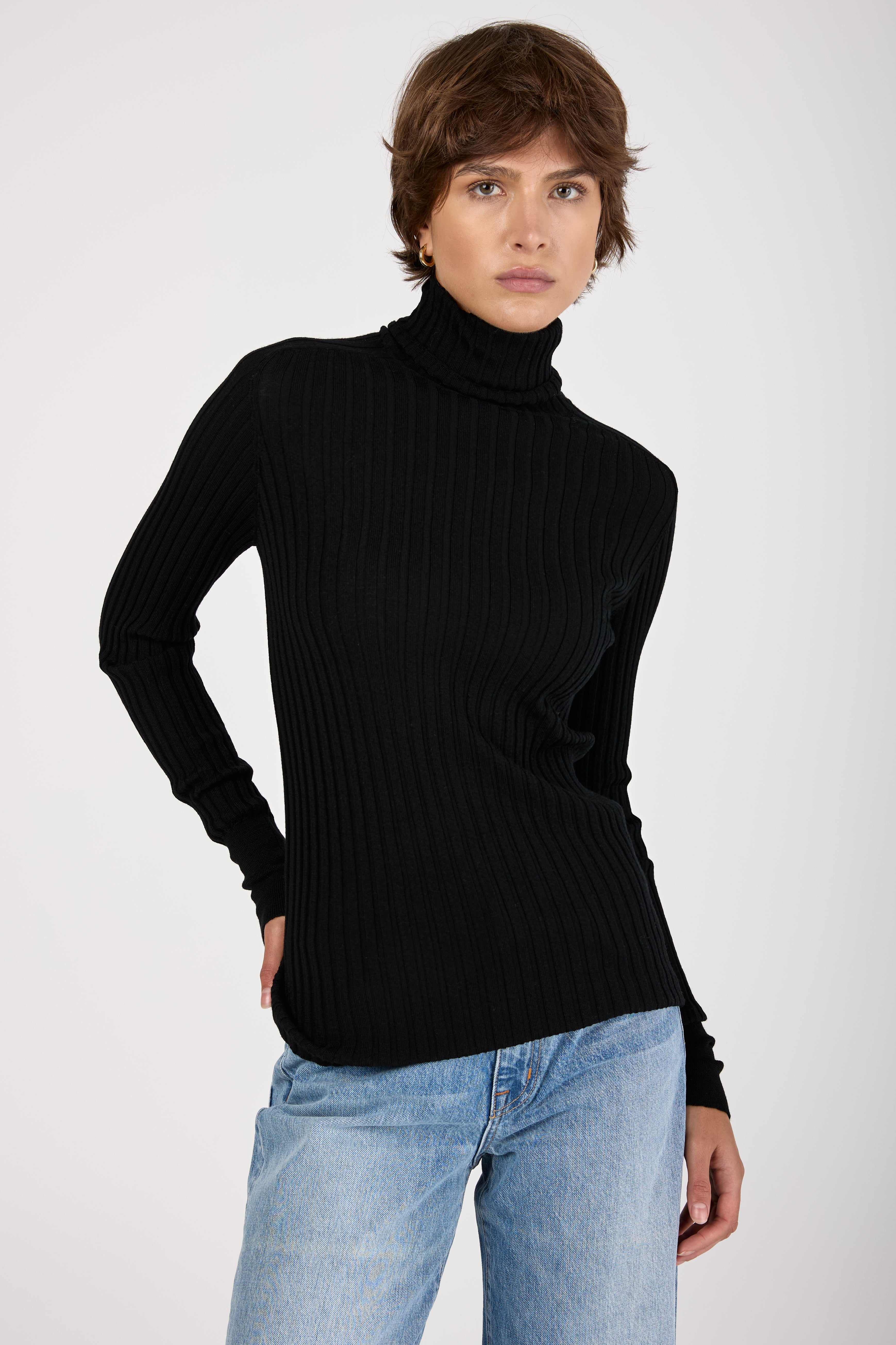 Ribbed Turtleneck Wool Knit Sweater in Black