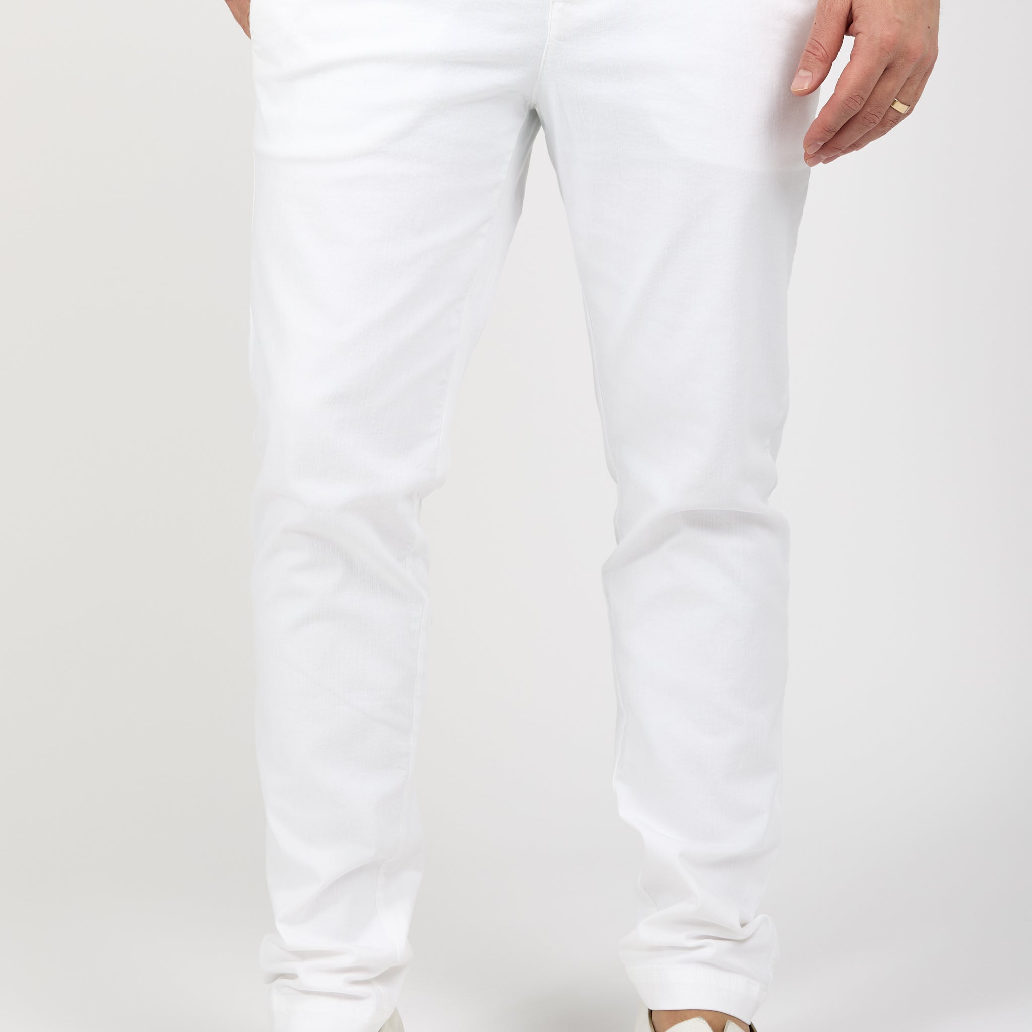 Stretch Cotton Chino Pant in Optical White