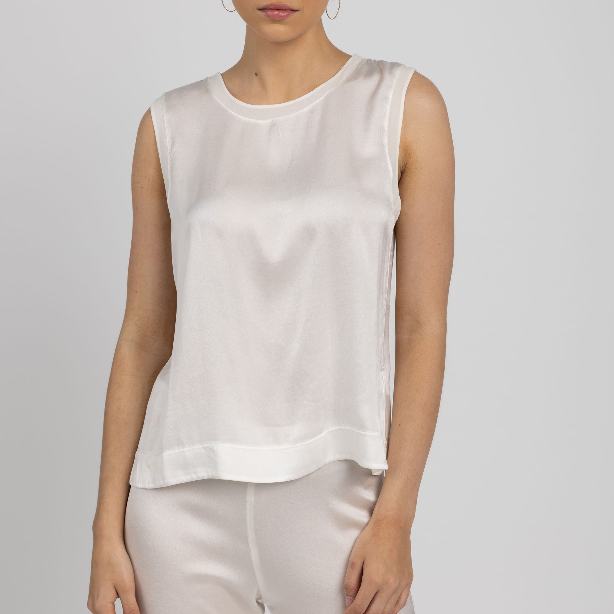 TRANSIT Wide Neck Silk Tank in White