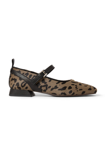 Buckle Leather Shoe in Pony Sfumato Leopardo Nero