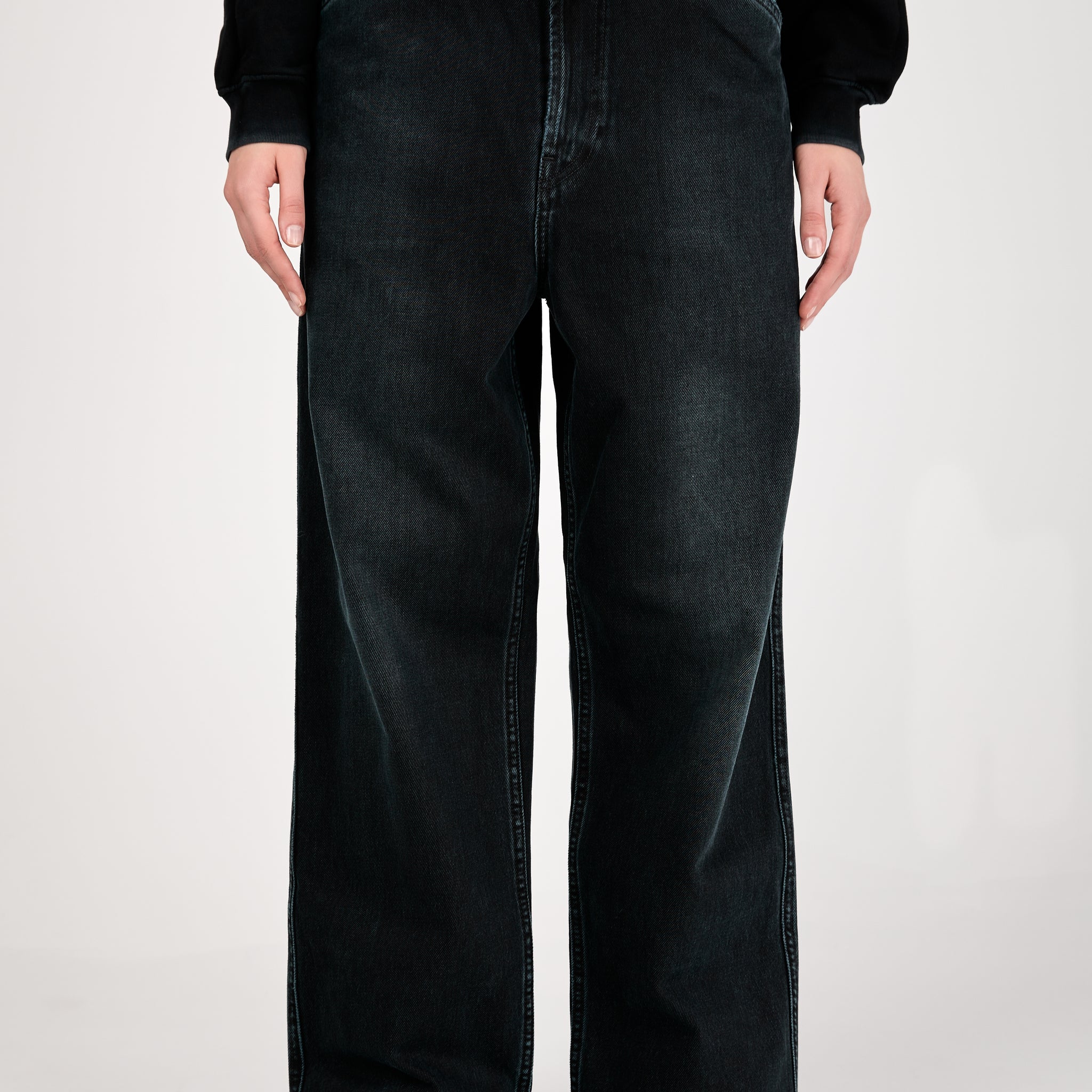 Oversized Jean in Stone Black