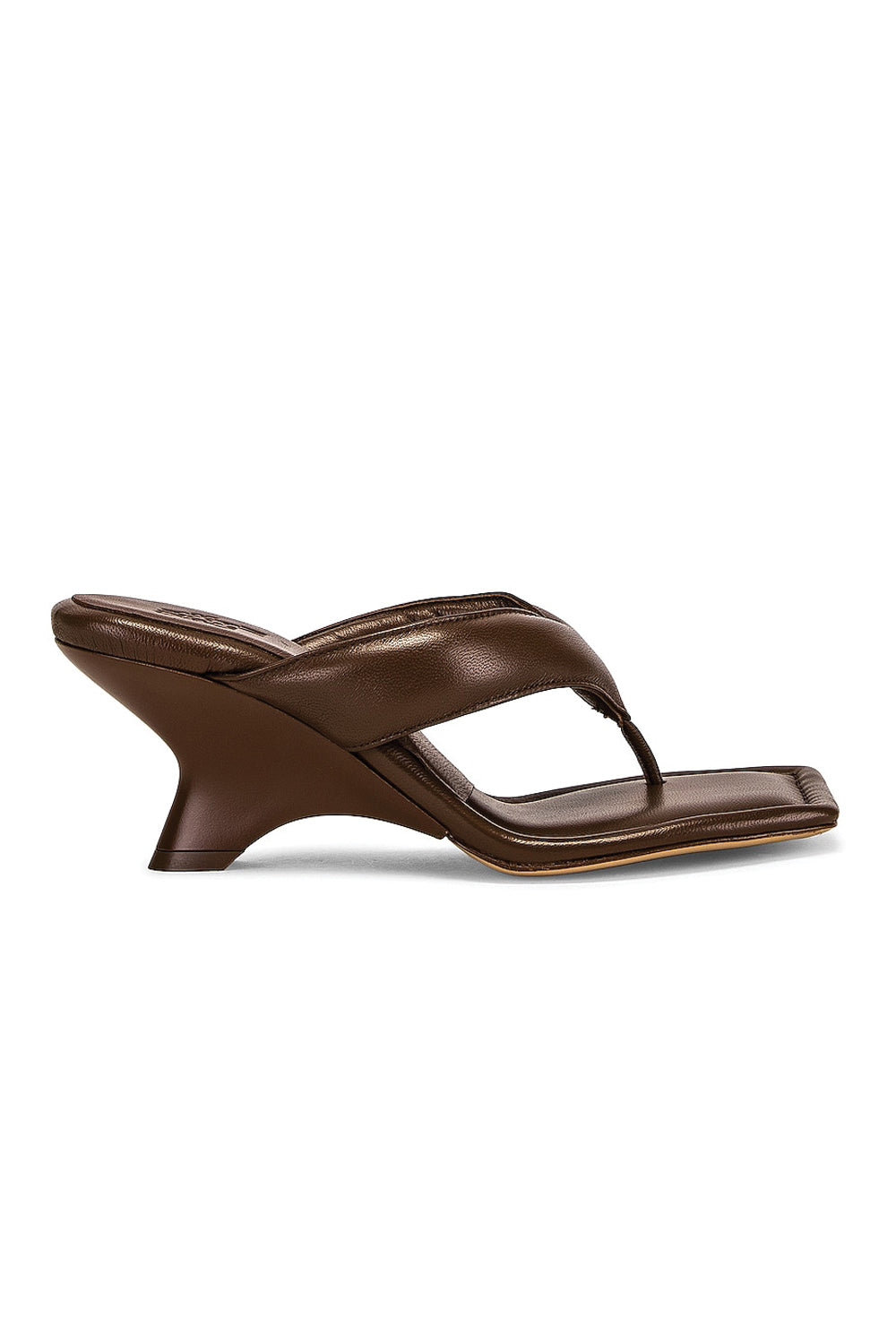 Gia 6 Puffy Leather Thong Sandal in Coffee