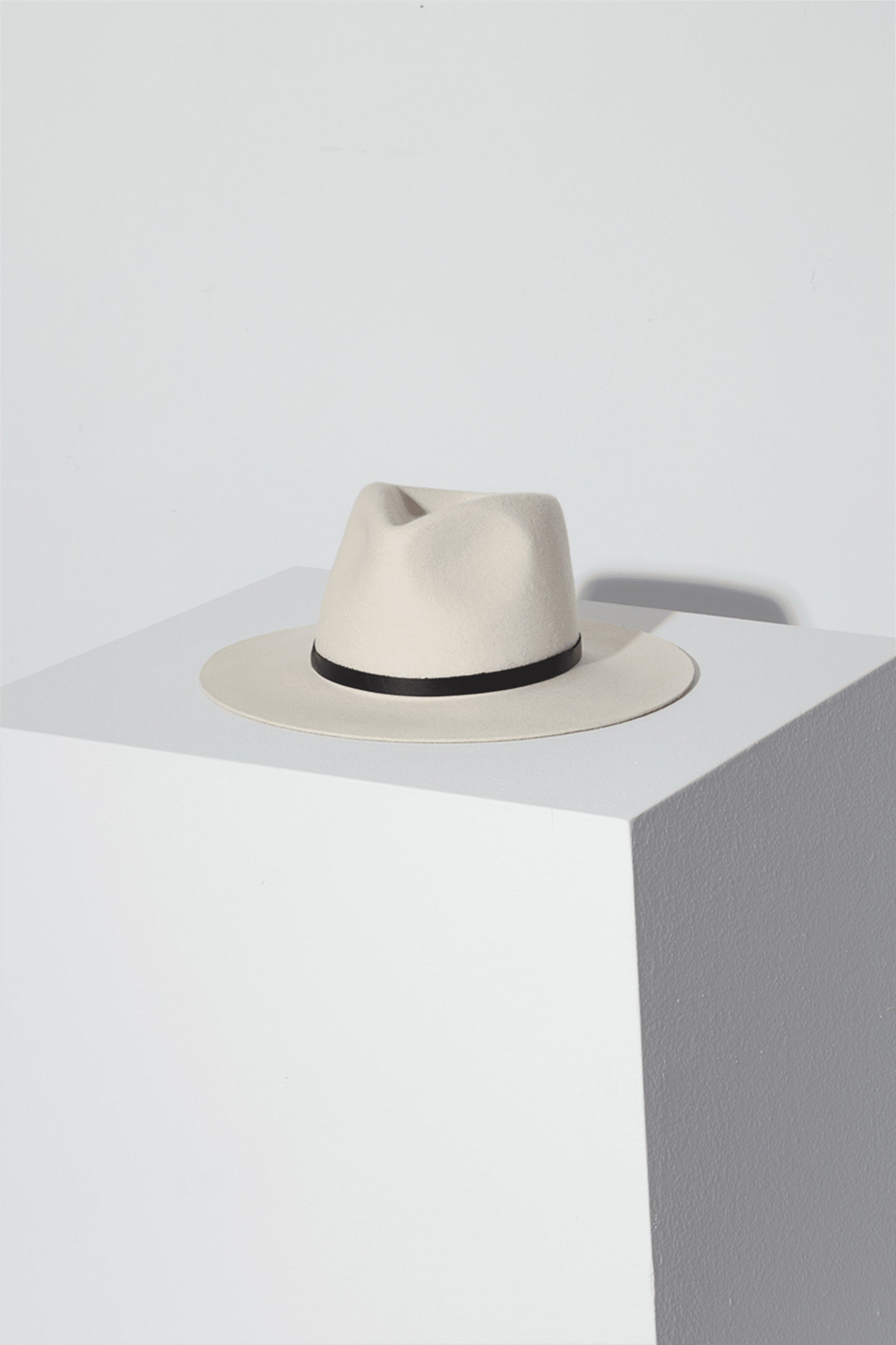 Luca Fedora Hat in Creme