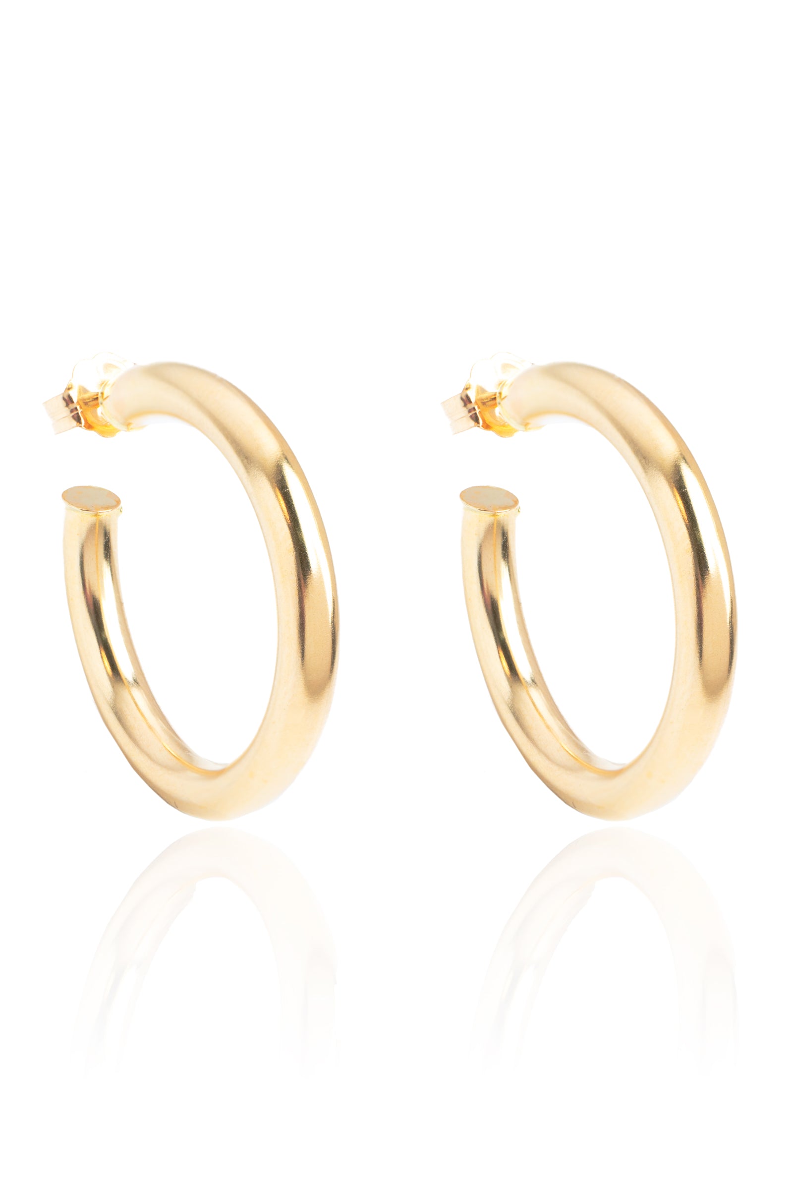 Medium Chunky Hoop Earrings in Yellow Gold