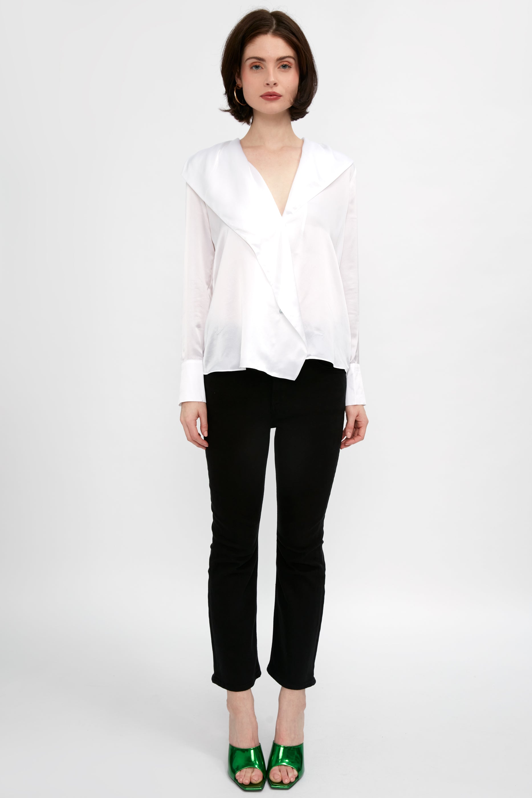 L'AGENCE Jaslynn Silk Open Collar Blouse in White