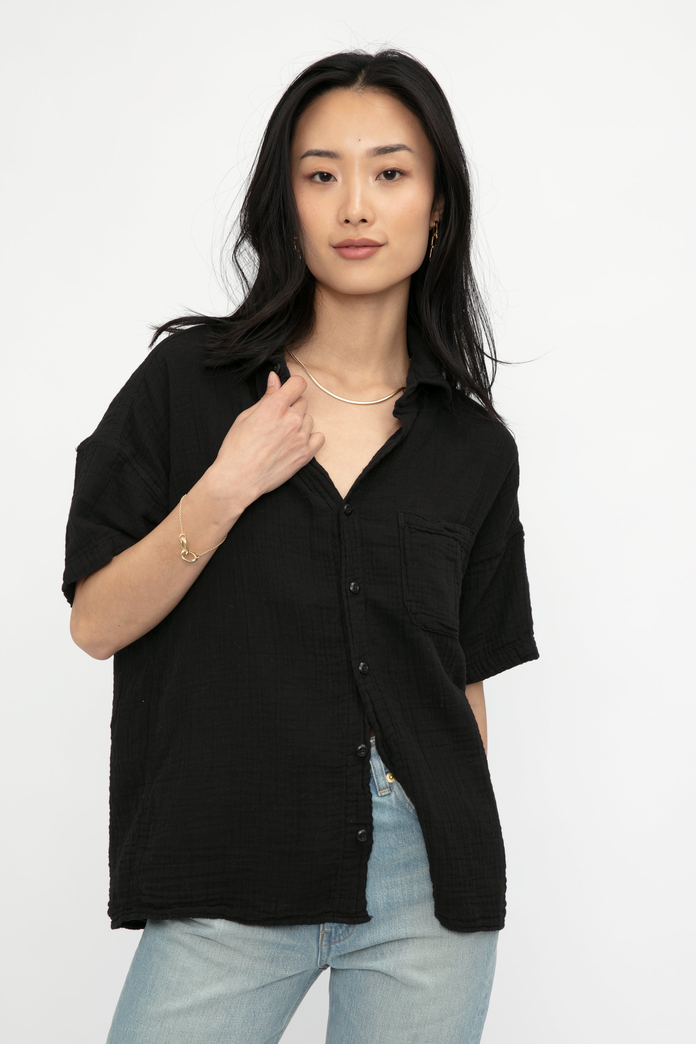 Marks Short Sleeve Button Up Shirt in Black