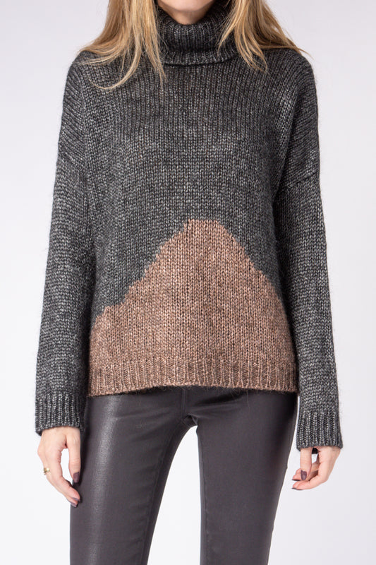 TANDEM Colorblock Turtleneck Sweater in Anthracite