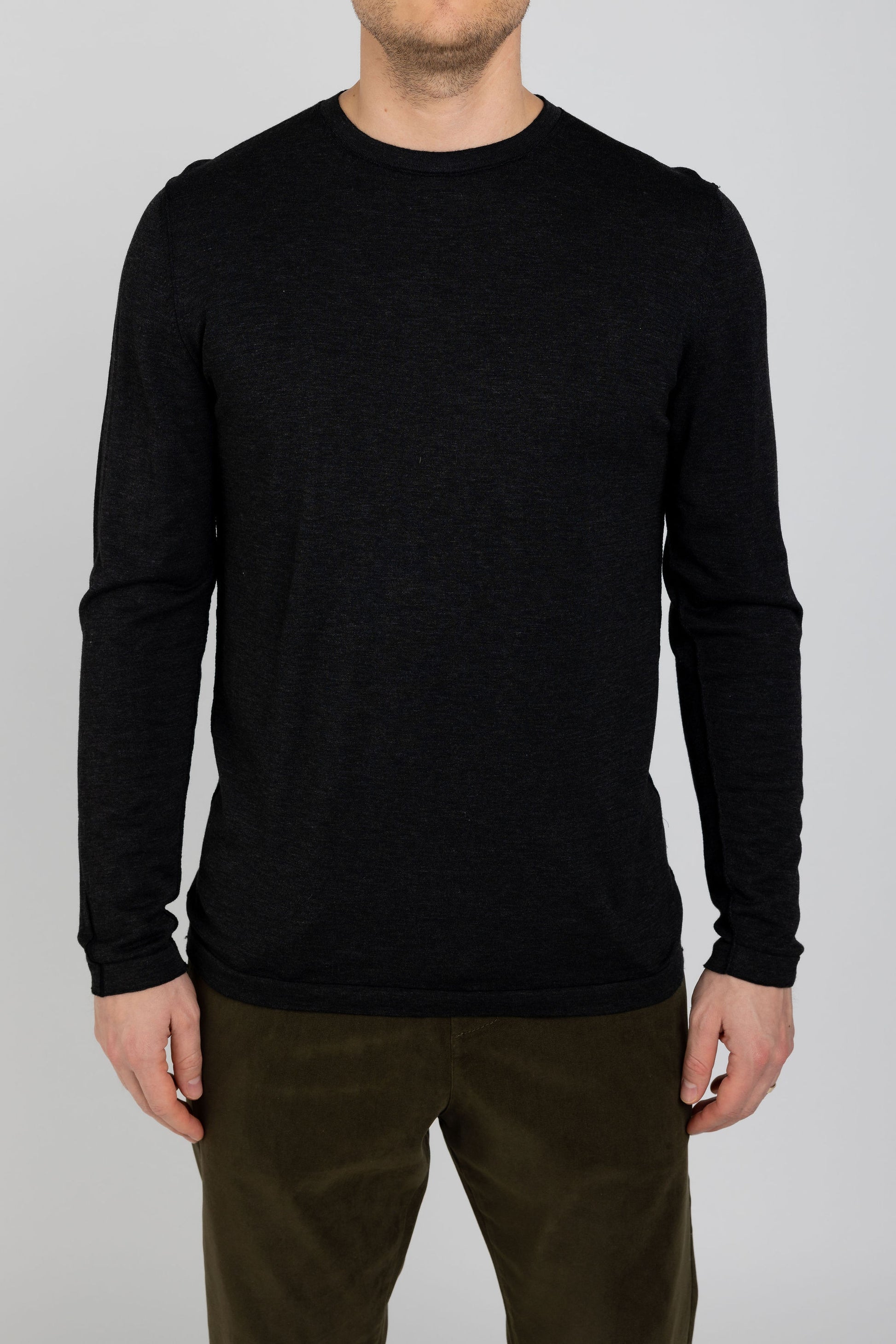 TRANSIT Crewneck Sweater in Grey Black