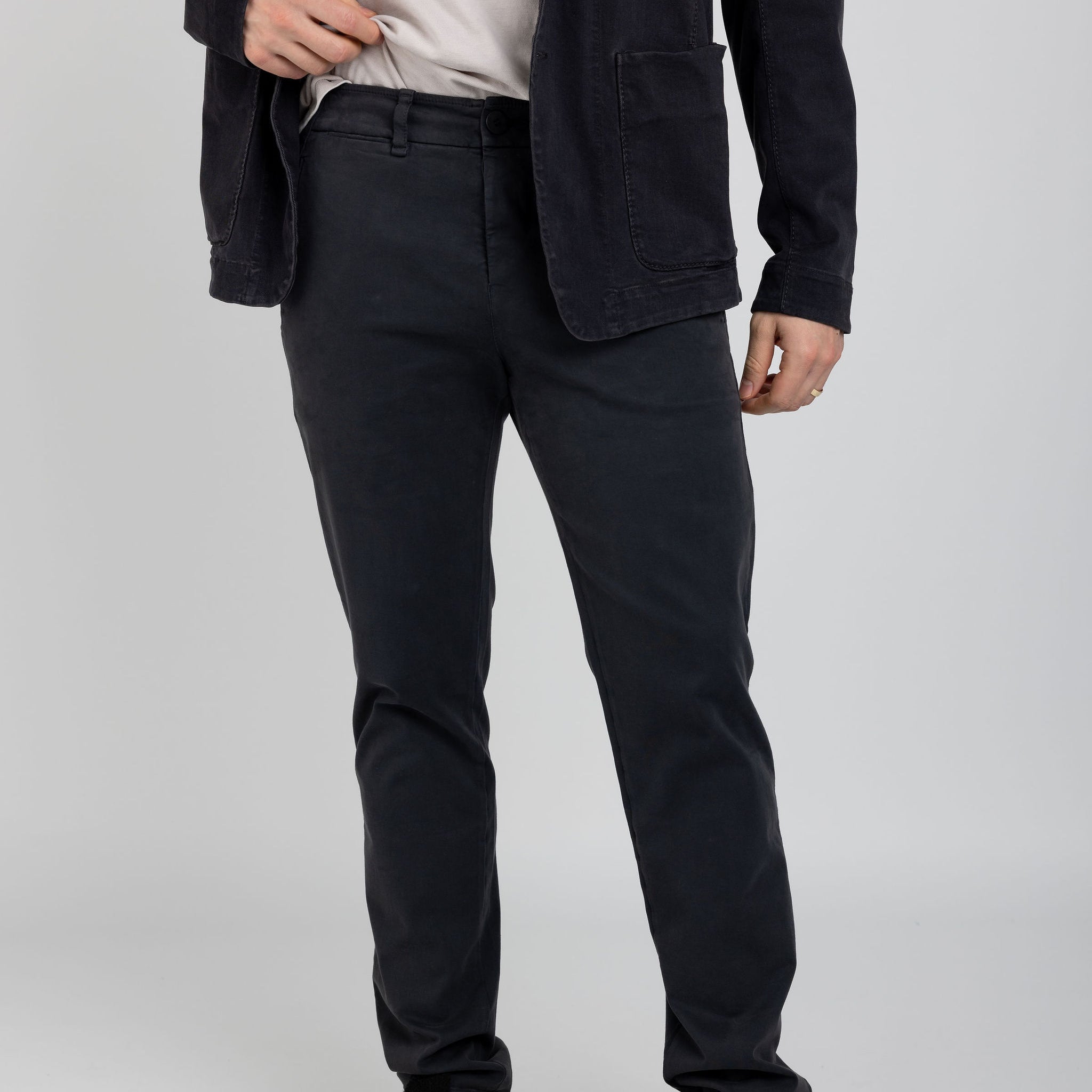 TRANSIT Trouser Pant in Charcoal